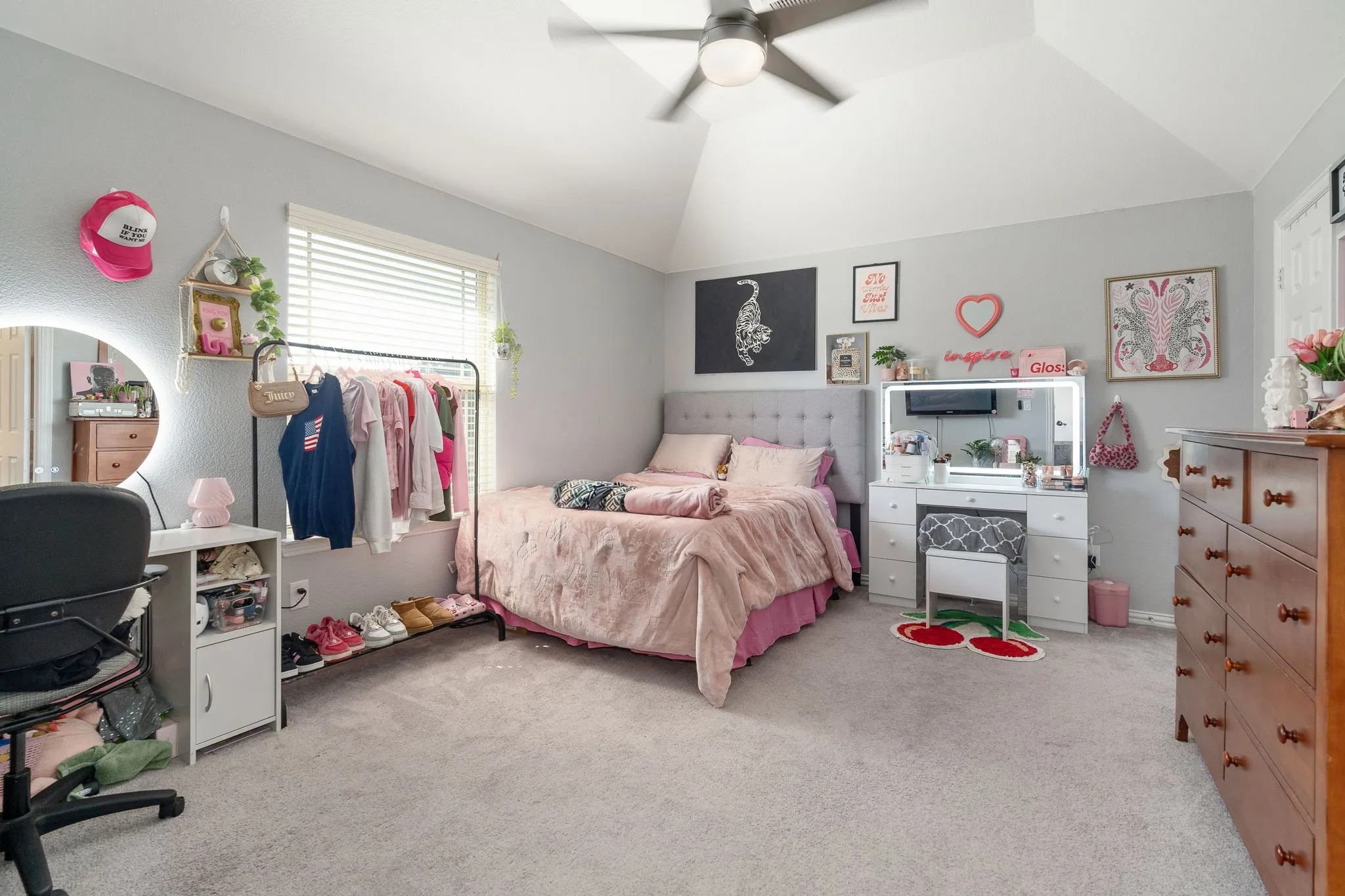 Single Family Residence For Sale in Tarrant County , 1705 Stags Leap Trail, Kennedale, Texas 76060, 4 Bedroom, 4 Bathroom, 2 Garage spaces, 3,394 Sqft, built in 2018, mls#21400856, Real Estate Agent in Kennedale, Homes For Sale in Tarrant county, Homes For Sale in Kennedale, Realtor in Kennedale Texas, Real Estate Brokerage Independent Realty Texas, Luminita Cordes Realtor