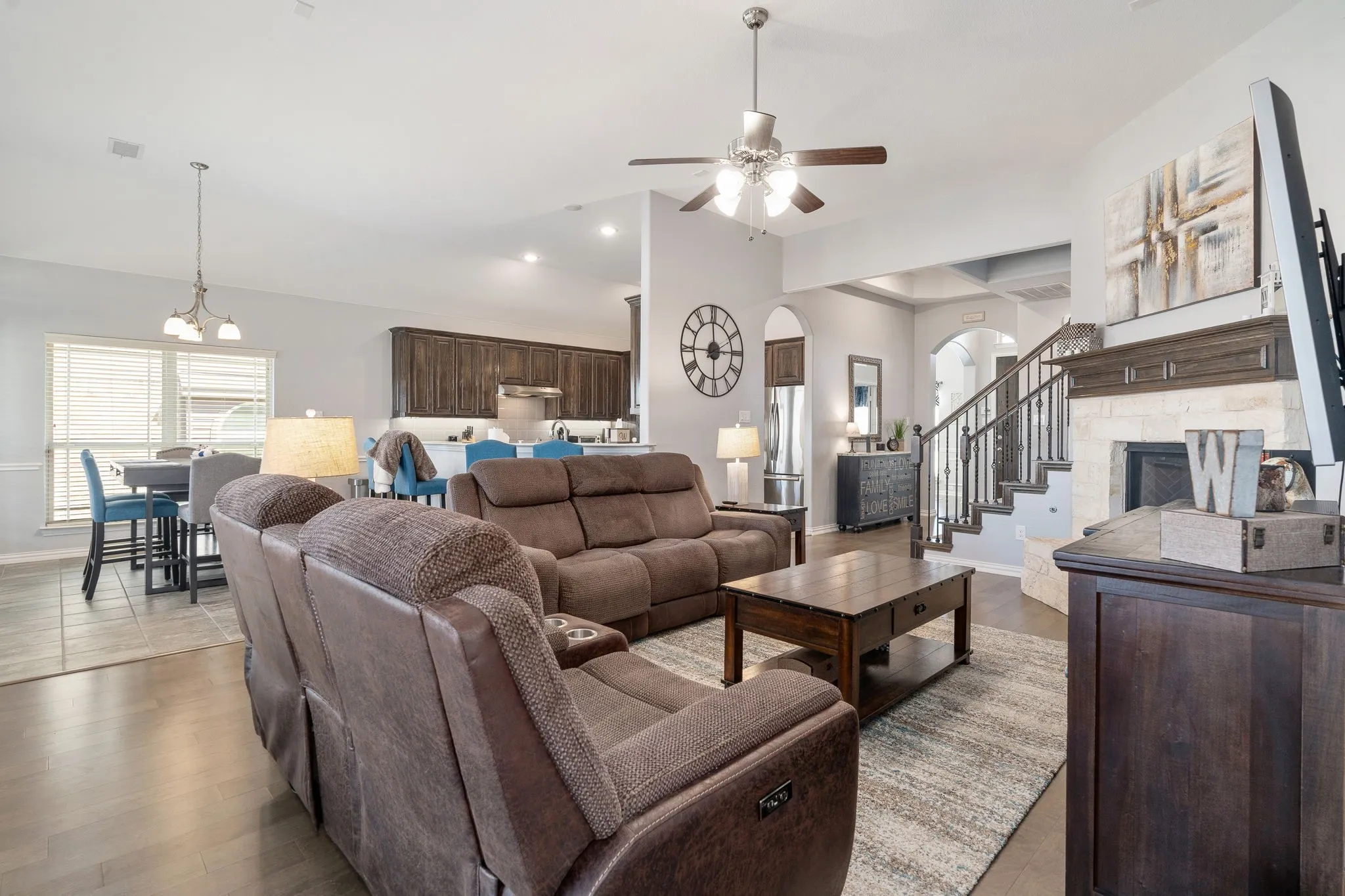 Single Family Residence For Sale in Tarrant County , 1705 Stags Leap Trail, Kennedale, Texas 76060, 4 Bedroom, 4 Bathroom, 2 Garage spaces, 3,394 Sqft, built in 2018, mls#21400856, Real Estate Agent in Kennedale, Homes For Sale in Tarrant county, Homes For Sale in Kennedale, Realtor in Kennedale Texas, Real Estate Brokerage Independent Realty Texas, Luminita Cordes Realtor