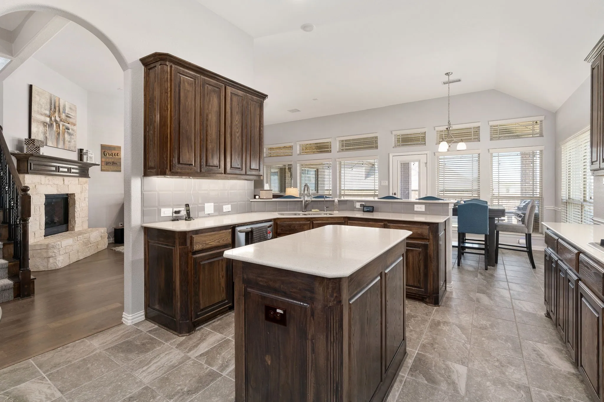 Single Family Residence For Sale in Tarrant County , 1705 Stags Leap Trail, Kennedale, Texas 76060, 4 Bedroom, 4 Bathroom, 2 Garage spaces, 3,394 Sqft, built in 2018, mls#21400856, Real Estate Agent in Kennedale, Homes For Sale in Tarrant county, Homes For Sale in Kennedale, Realtor in Kennedale Texas, Real Estate Brokerage Independent Realty Texas, Luminita Cordes Realtor