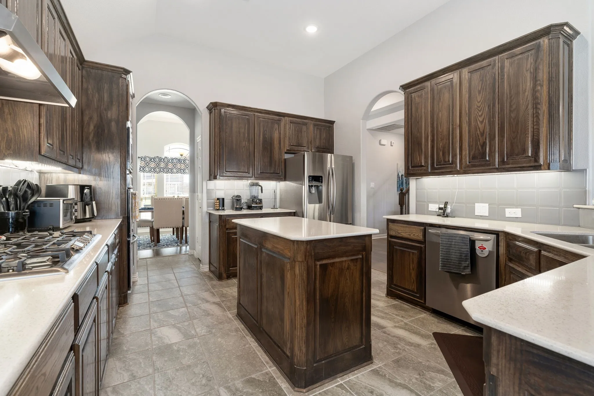Single Family Residence For Sale in Tarrant County , 1705 Stags Leap Trail, Kennedale, Texas 76060, 4 Bedroom, 4 Bathroom, 2 Garage spaces, 3,394 Sqft, built in 2018, mls#21400856, Real Estate Agent in Kennedale, Homes For Sale in Tarrant county, Homes For Sale in Kennedale, Realtor in Kennedale Texas, Real Estate Brokerage Independent Realty Texas, Luminita Cordes Realtor