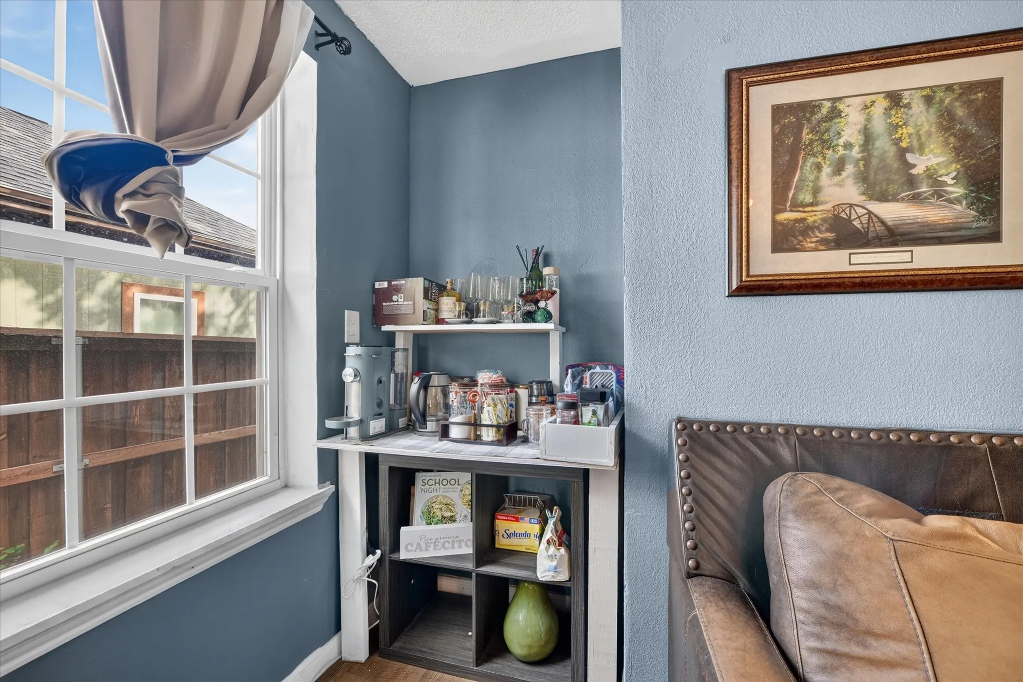 Single Family Residence For Sale in Tarrant County , 1714 Bessie Street, Fort Worth, Texas 76104, 3 Bedroom, 1 Bathroom, Garage spaces, 1,218 Sqft, built in 1925, mls#21400160, Real Estate Agent in Fort Worth, Homes For Sale in Tarrant county, Homes For Sale in Fort Worth, Realtor in Fort Worth Texas, Real Estate Brokerage Independent Realty Texas, Luminita Cordes Realtor