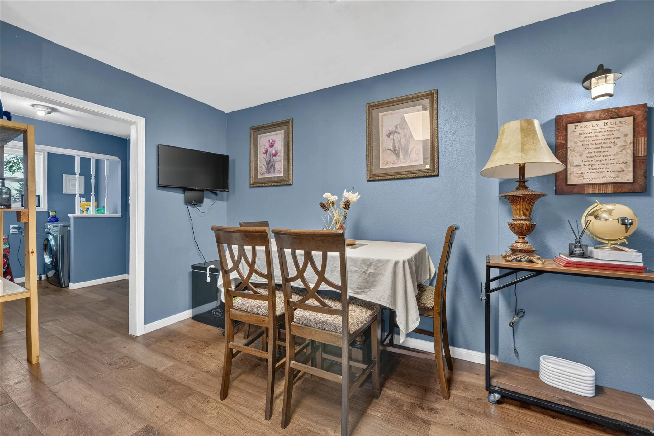 Single Family Residence For Sale in Tarrant County , 1714 Bessie Street, Fort Worth, Texas 76104, 3 Bedroom, 1 Bathroom, Garage spaces, 1,218 Sqft, built in 1925, mls#21400160, Real Estate Agent in Fort Worth, Homes For Sale in Tarrant county, Homes For Sale in Fort Worth, Realtor in Fort Worth Texas, Real Estate Brokerage Independent Realty Texas, Luminita Cordes Realtor