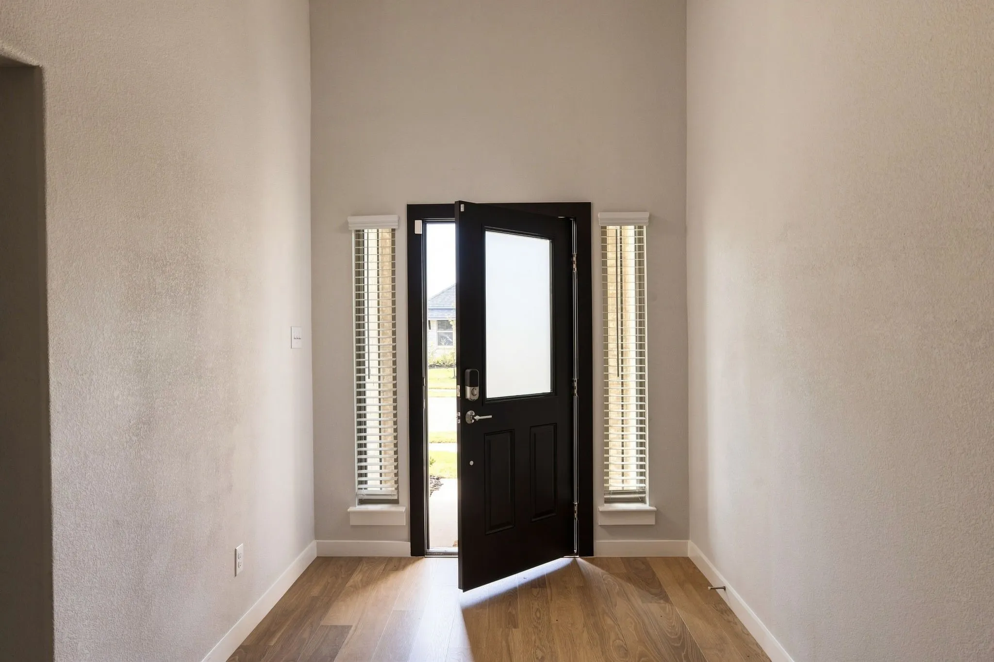 Single Family Residence For Sale in Denton County , 14720 Bandana Road, Fort Worth, Texas 76052, 5 Bedroom, 3 Bathroom, 2 Garage spaces, 3,119 Sqft, built in 2024, mls#21401116, Real Estate Agent in Fort Worth, Homes For Sale in Denton county, Homes For Sale in Fort Worth, Realtor in Fort Worth Texas, Real Estate Brokerage Independent Realty Texas, Luminita Cordes Realtor
