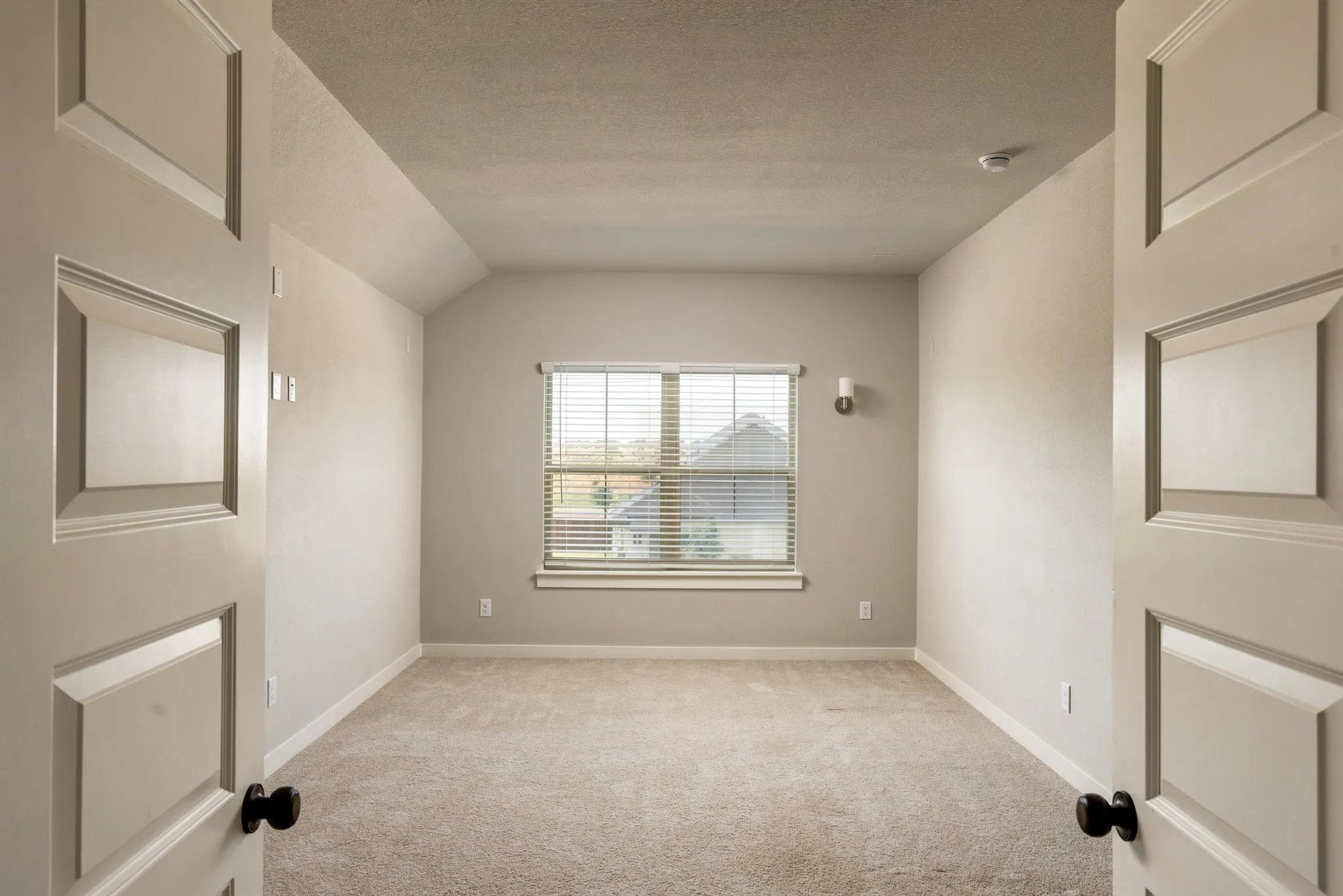 Single Family Residence For Sale in Denton County , 14720 Bandana Road, Fort Worth, Texas 76052, 5 Bedroom, 3 Bathroom, 2 Garage spaces, 3,119 Sqft, built in 2024, mls#21401116, Real Estate Agent in Fort Worth, Homes For Sale in Denton county, Homes For Sale in Fort Worth, Realtor in Fort Worth Texas, Real Estate Brokerage Independent Realty Texas, Luminita Cordes Realtor