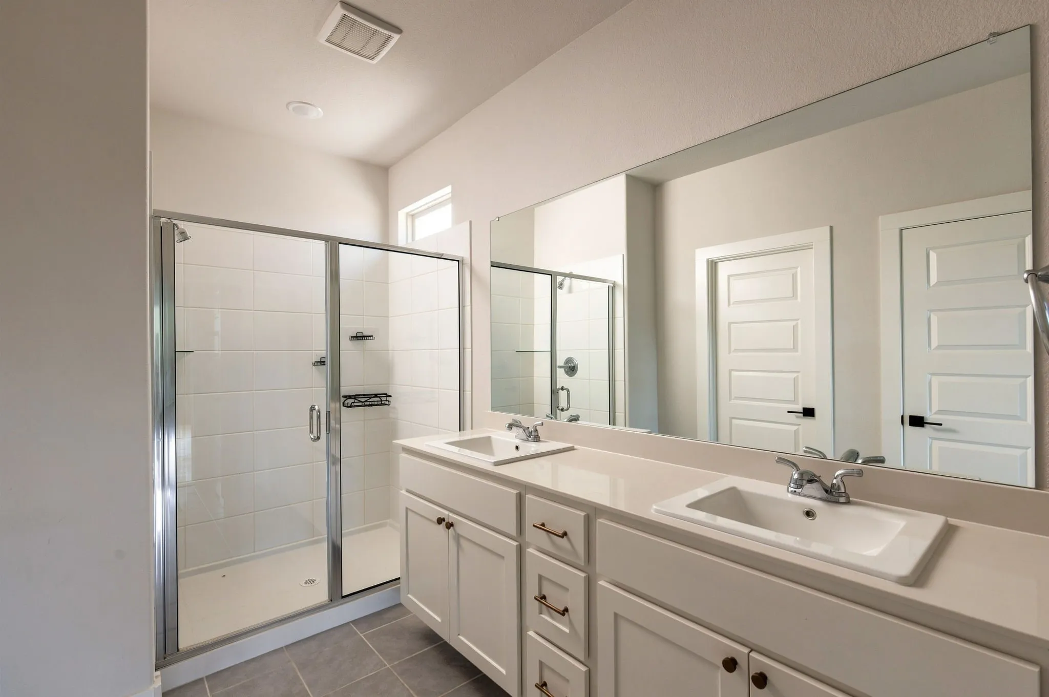 Single Family Residence For Sale in Denton County , 14720 Bandana Road, Fort Worth, Texas 76052, 5 Bedroom, 3 Bathroom, 2 Garage spaces, 3,119 Sqft, built in 2024, mls#21401116, Real Estate Agent in Fort Worth, Homes For Sale in Denton county, Homes For Sale in Fort Worth, Realtor in Fort Worth Texas, Real Estate Brokerage Independent Realty Texas, Luminita Cordes Realtor