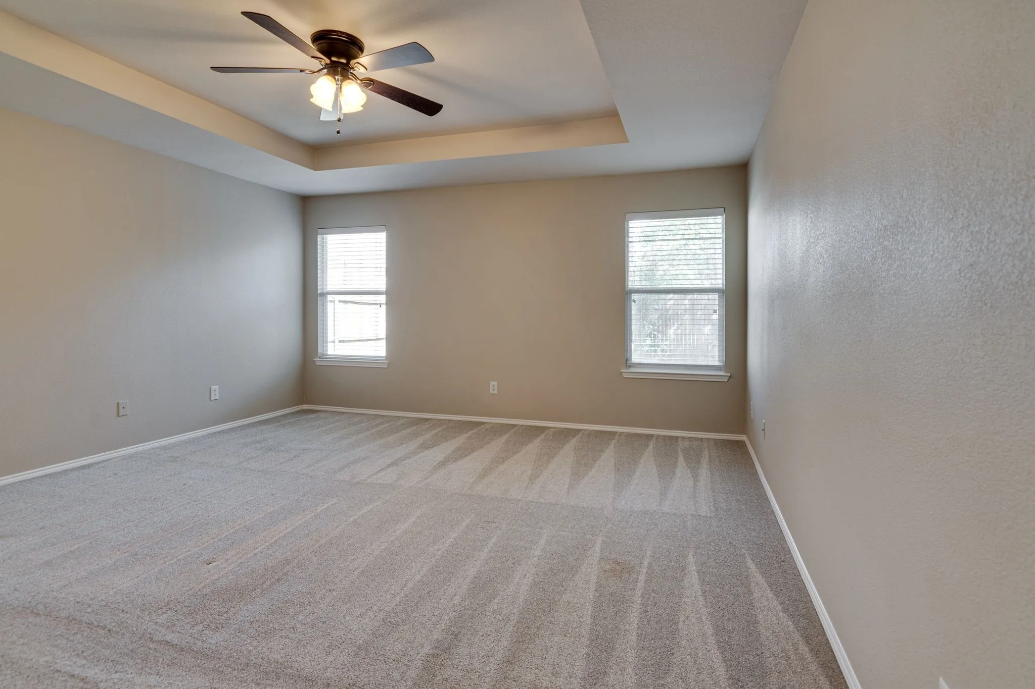 Single Family Residence For Rent in Denton County , 16424 Cowboy Trail, Fort Worth, Texas 76247, 3 Bedroom, 2 Bathroom, 2 Garage spaces, 1,647 Sqft, built in 2007, mls#21401111, Real Estate Agent in Fort Worth, Homes For Rent in Denton county, Homes For Rent in Fort Worth, Realtor in Fort Worth Texas, Real Estate Brokerage Independent Realty Texas, Luminita Cordes Realtor