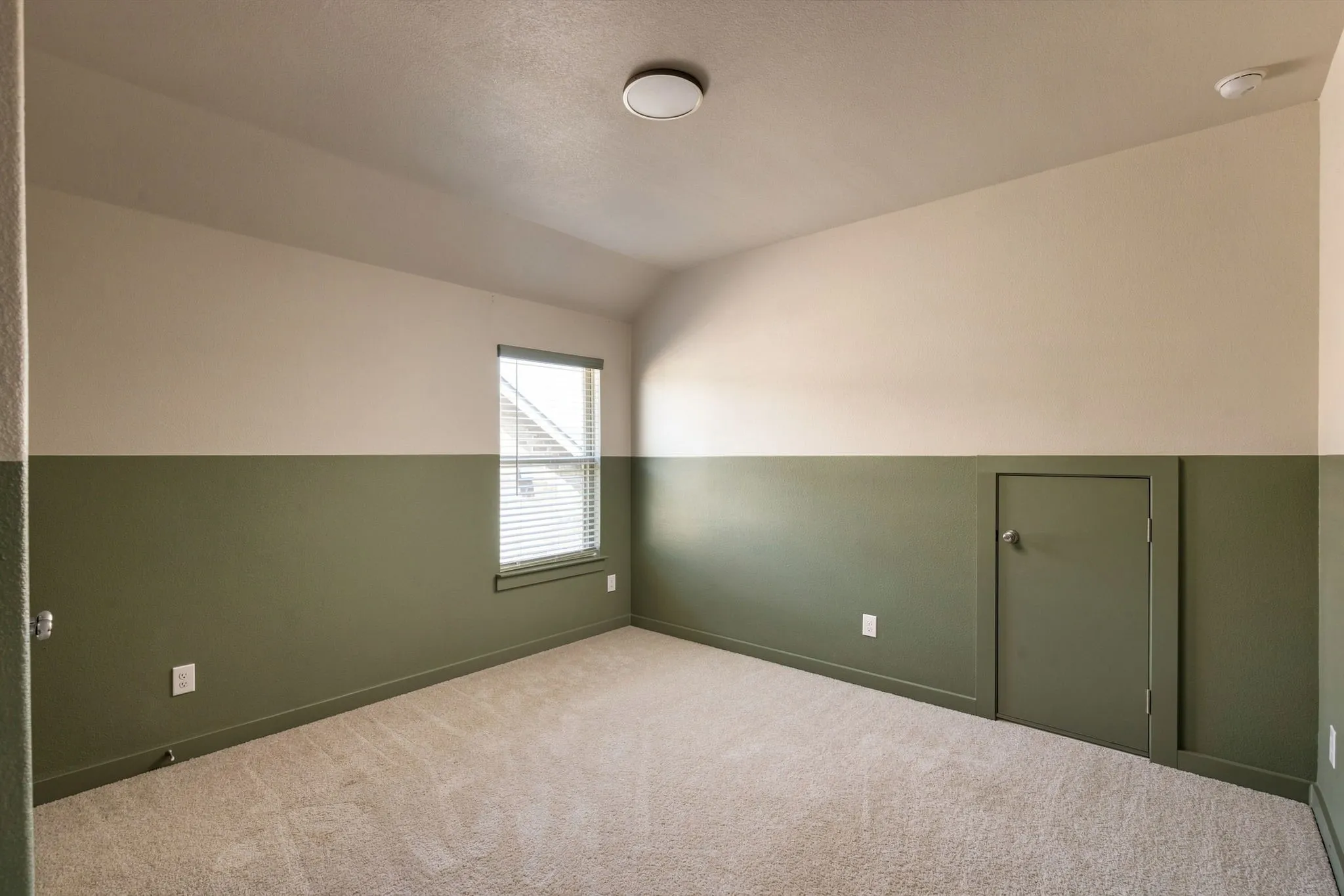Single Family Residence For Rent in Denton County , 14720 Bandana Road, Fort Worth, Texas 76052, 5 Bedroom, 3 Bathroom, 2 Garage spaces, 3,119 Sqft, built in 2024, mls#21401123, Real Estate Agent in Fort Worth, Homes For Rent in Denton county, Homes For Rent in Fort Worth, Realtor in Fort Worth Texas, Real Estate Brokerage Independent Realty Texas, Luminita Cordes Realtor