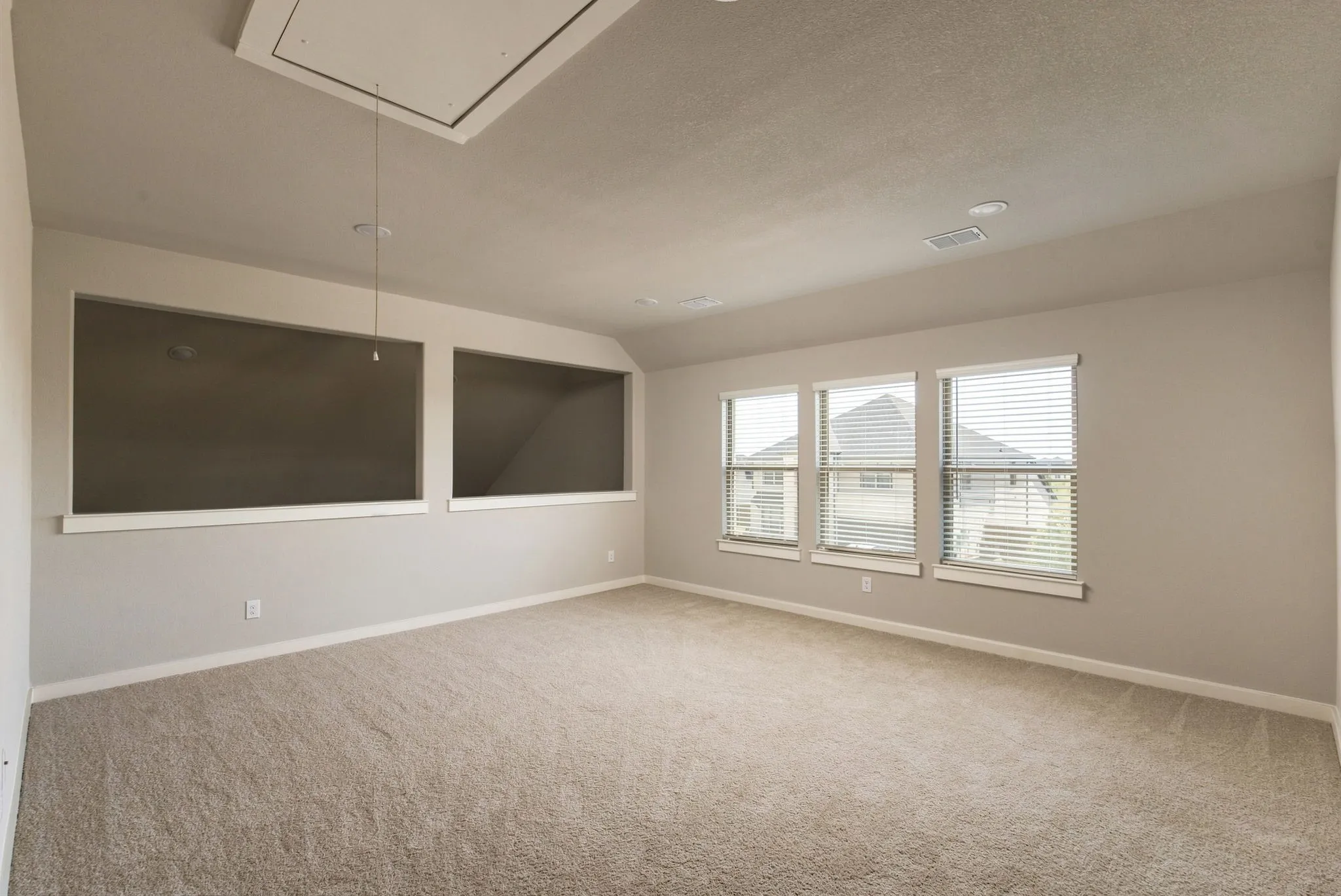 Single Family Residence For Rent in Denton County , 14720 Bandana Road, Fort Worth, Texas 76052, 5 Bedroom, 3 Bathroom, 2 Garage spaces, 3,119 Sqft, built in 2024, mls#21401123, Real Estate Agent in Fort Worth, Homes For Rent in Denton county, Homes For Rent in Fort Worth, Realtor in Fort Worth Texas, Real Estate Brokerage Independent Realty Texas, Luminita Cordes Realtor