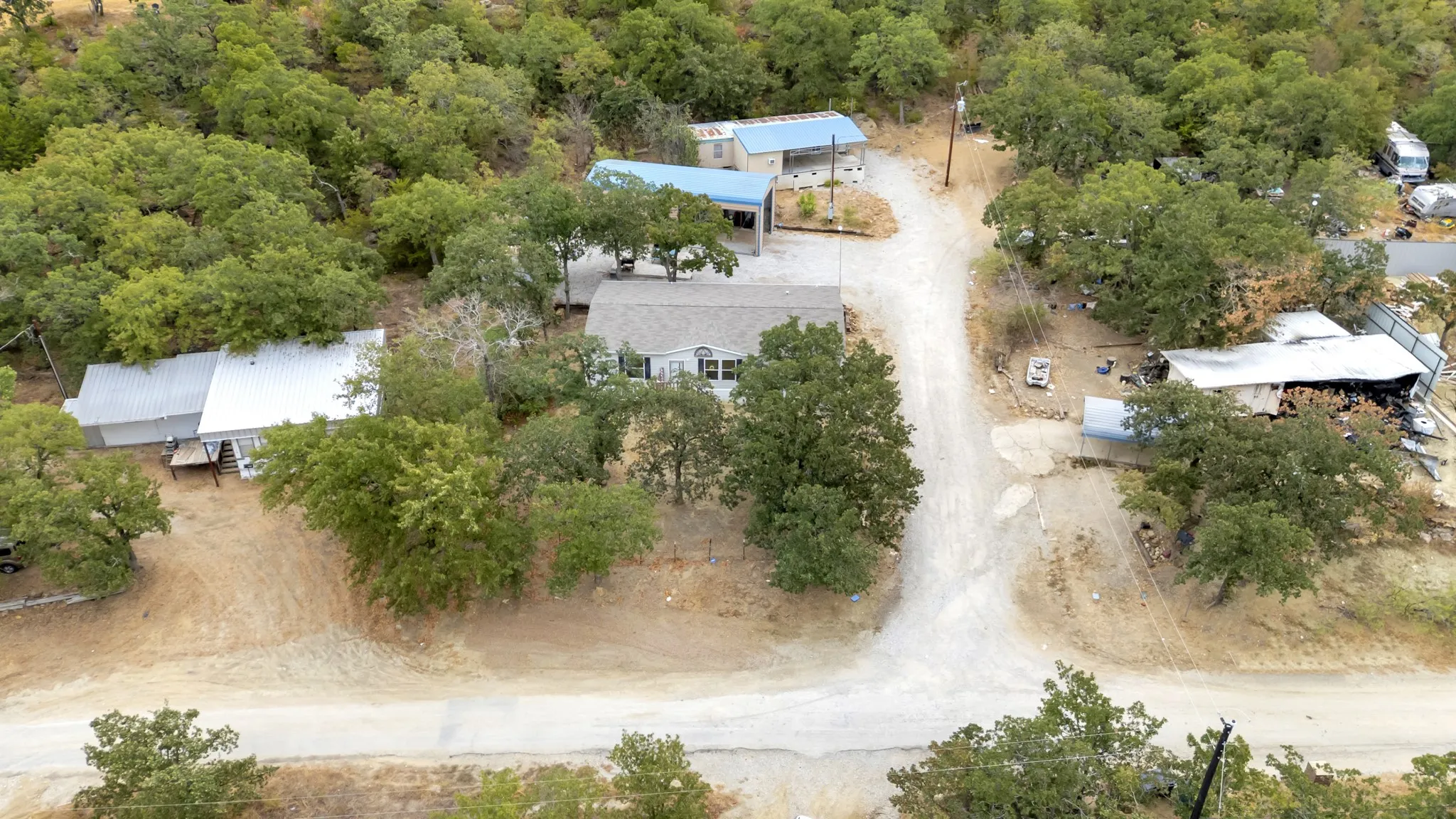Manufactured Home For Sale in Montague County , 445 Lakeside Drive, Bowie, Texas 76230, 3 Bedroom, 2 Bathroom, Garage spaces, 1,560 Sqft, built in 2022, mls#21397787, Real Estate Agent in Bowie, Homes For Sale in Montague county, Homes For Sale in Bowie, Realtor in Bowie Texas, Real Estate Brokerage Independent Realty Texas, Luminita Cordes Realtor