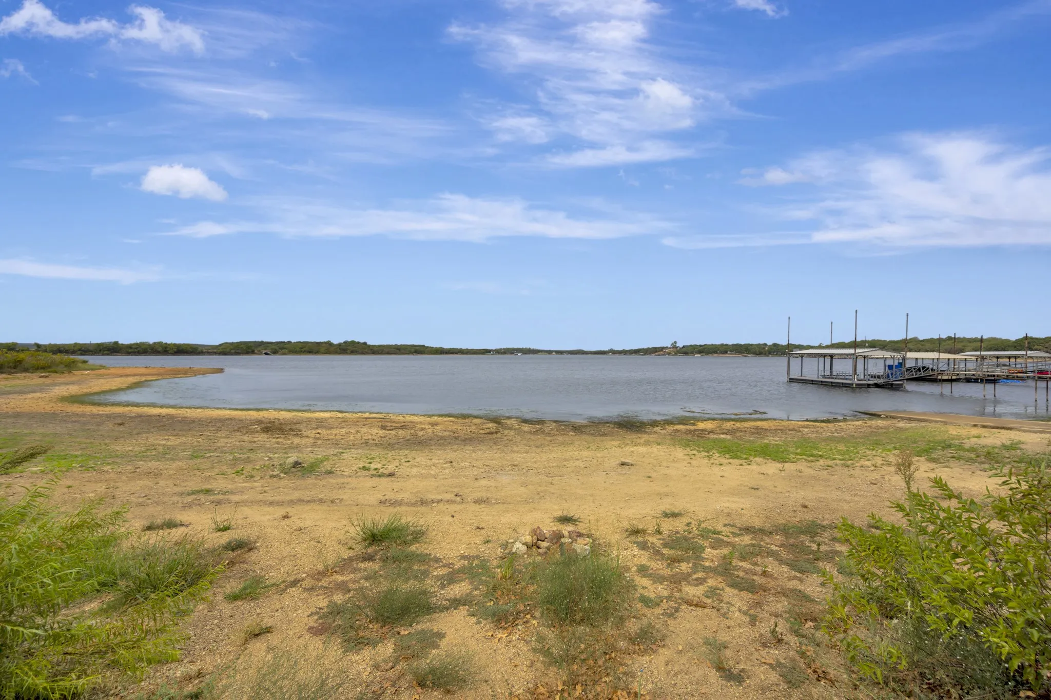 Manufactured Home For Sale in Montague County , 445 Lakeside Drive, Bowie, Texas 76230, 3 Bedroom, 2 Bathroom, Garage spaces, 1,560 Sqft, built in 2022, mls#21397787, Real Estate Agent in Bowie, Homes For Sale in Montague county, Homes For Sale in Bowie, Realtor in Bowie Texas, Real Estate Brokerage Independent Realty Texas, Luminita Cordes Realtor