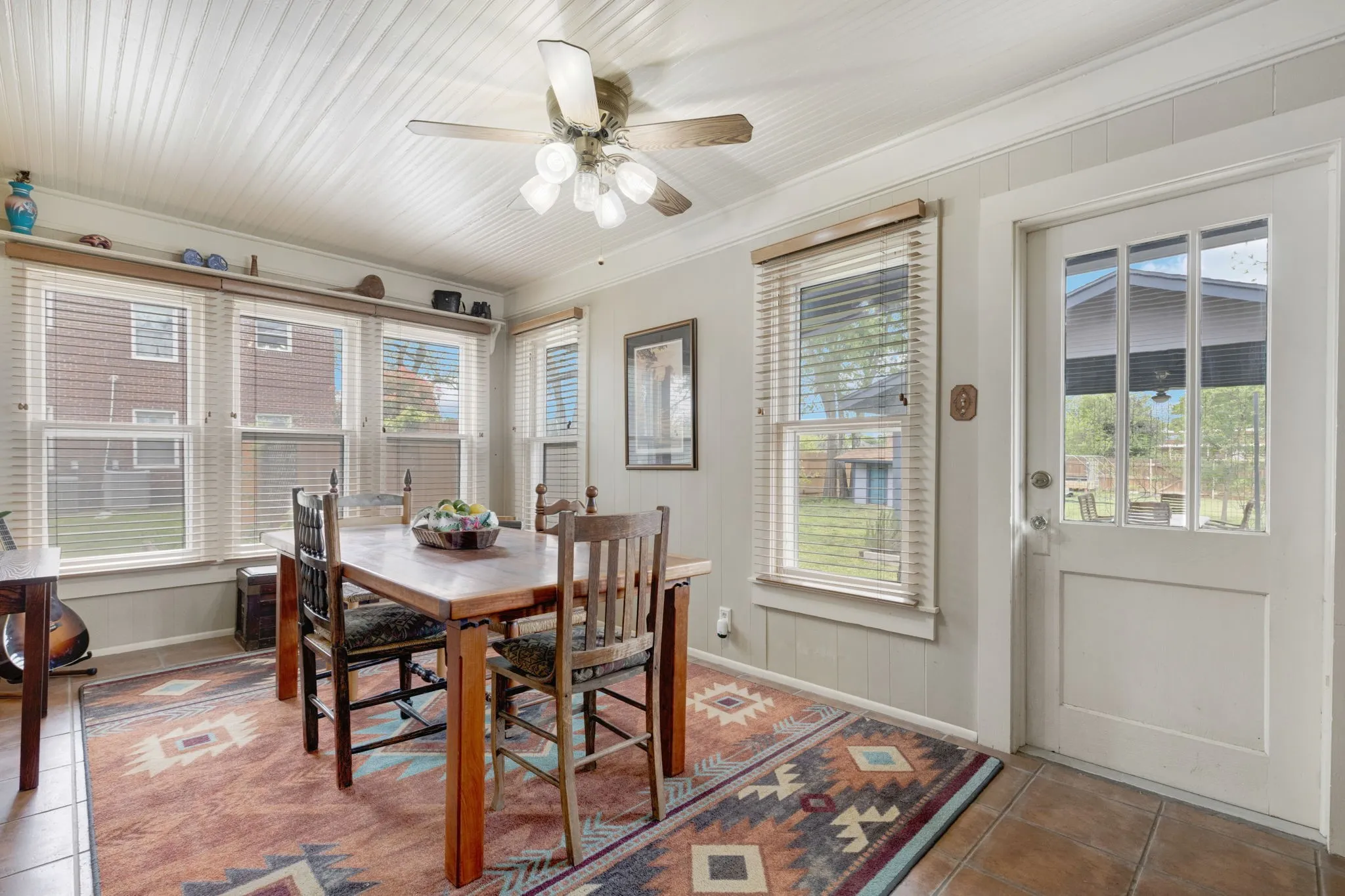 Single Family Residence For Sale in Mc Culloch County , 1102 S College Street, Brady, Texas 76825, 3 Bedroom, 4 Bathroom, 1 Garage spaces, 3,800 Sqft, built in 1909, mls#21401070, Real Estate Agent in Brady, Homes For Sale in Mc Culloch county, Homes For Sale in Brady, Realtor in Brady Texas, Real Estate Brokerage Independent Realty Texas, Luminita Cordes Realtor