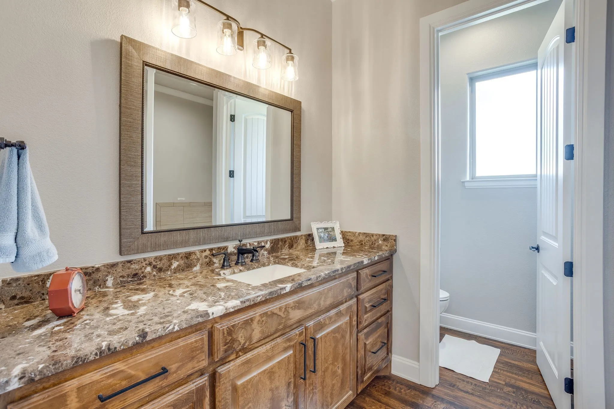 Single Family Residence For Sale in Johnson County , 1025 County Road 913, Joshua, Texas 76058, 4 Bedroom, 5 Bathroom, 3 Garage spaces, 4,678 Sqft, built in 2017, mls#21398571, Real Estate Agent in Joshua, Homes For Sale in Johnson county, Homes For Sale in Joshua, Realtor in Joshua Texas, Real Estate Brokerage Independent Realty Texas, Luminita Cordes Realtor