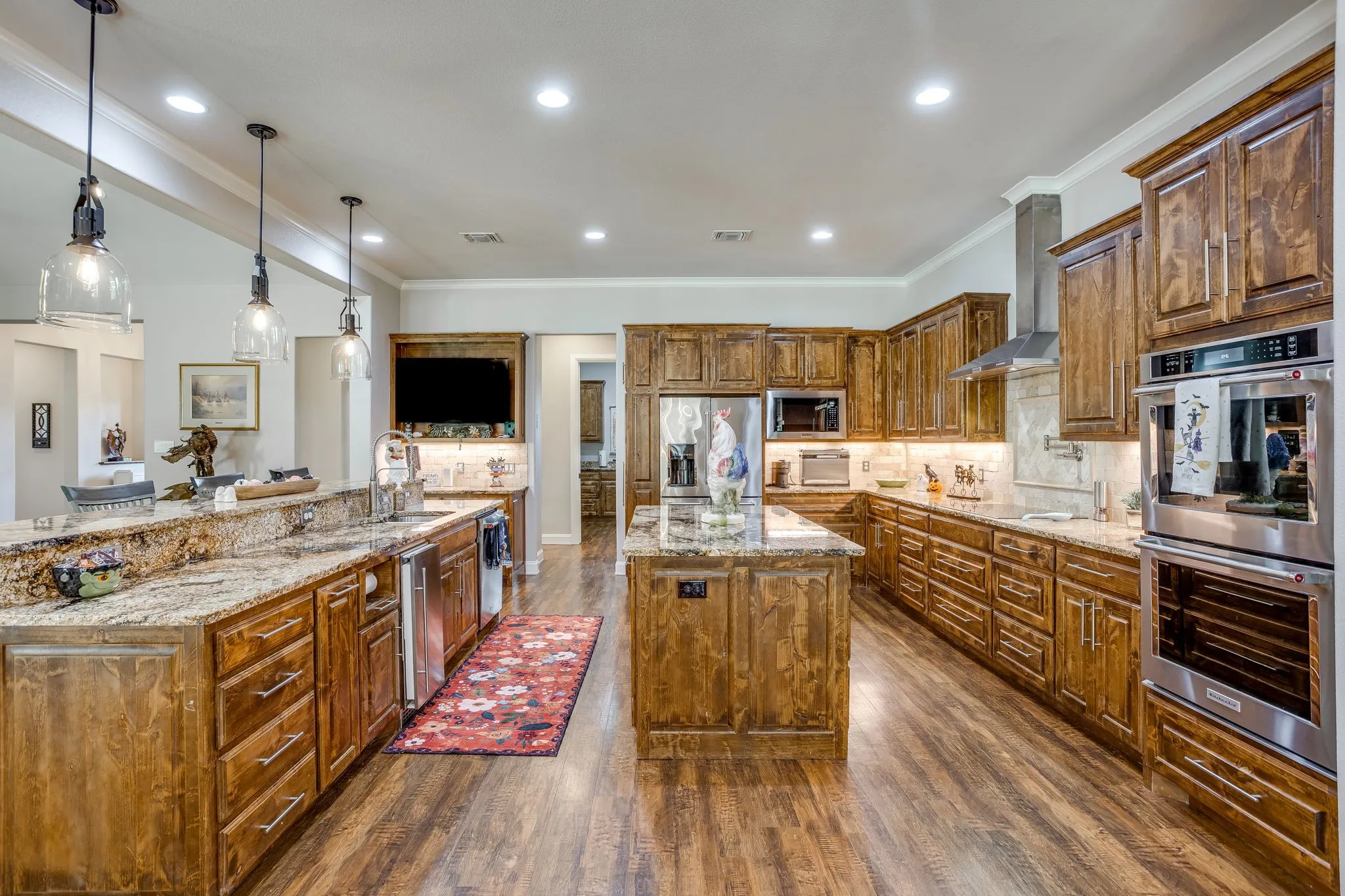 Single Family Residence For Sale in Johnson County , 1025 County Road 913, Joshua, Texas 76058, 4 Bedroom, 5 Bathroom, 3 Garage spaces, 4,678 Sqft, built in 2017, mls#21398571, Real Estate Agent in Joshua, Homes For Sale in Johnson county, Homes For Sale in Joshua, Realtor in Joshua Texas, Real Estate Brokerage Independent Realty Texas, Luminita Cordes Realtor