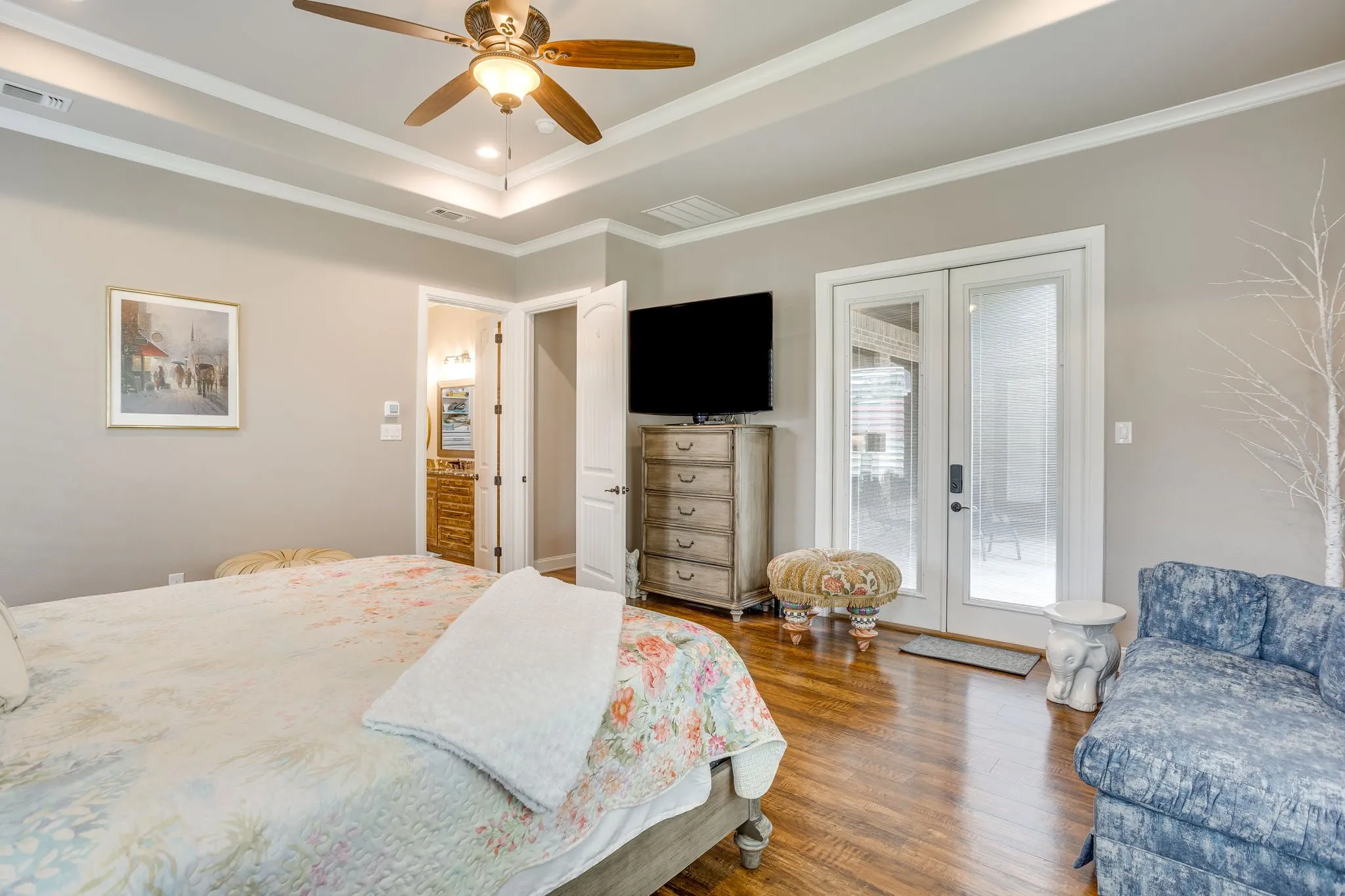 Single Family Residence For Sale in Johnson County , 1025 County Road 913, Joshua, Texas 76058, 4 Bedroom, 5 Bathroom, 3 Garage spaces, 4,678 Sqft, built in 2017, mls#21398571, Real Estate Agent in Joshua, Homes For Sale in Johnson county, Homes For Sale in Joshua, Realtor in Joshua Texas, Real Estate Brokerage Independent Realty Texas, Luminita Cordes Realtor