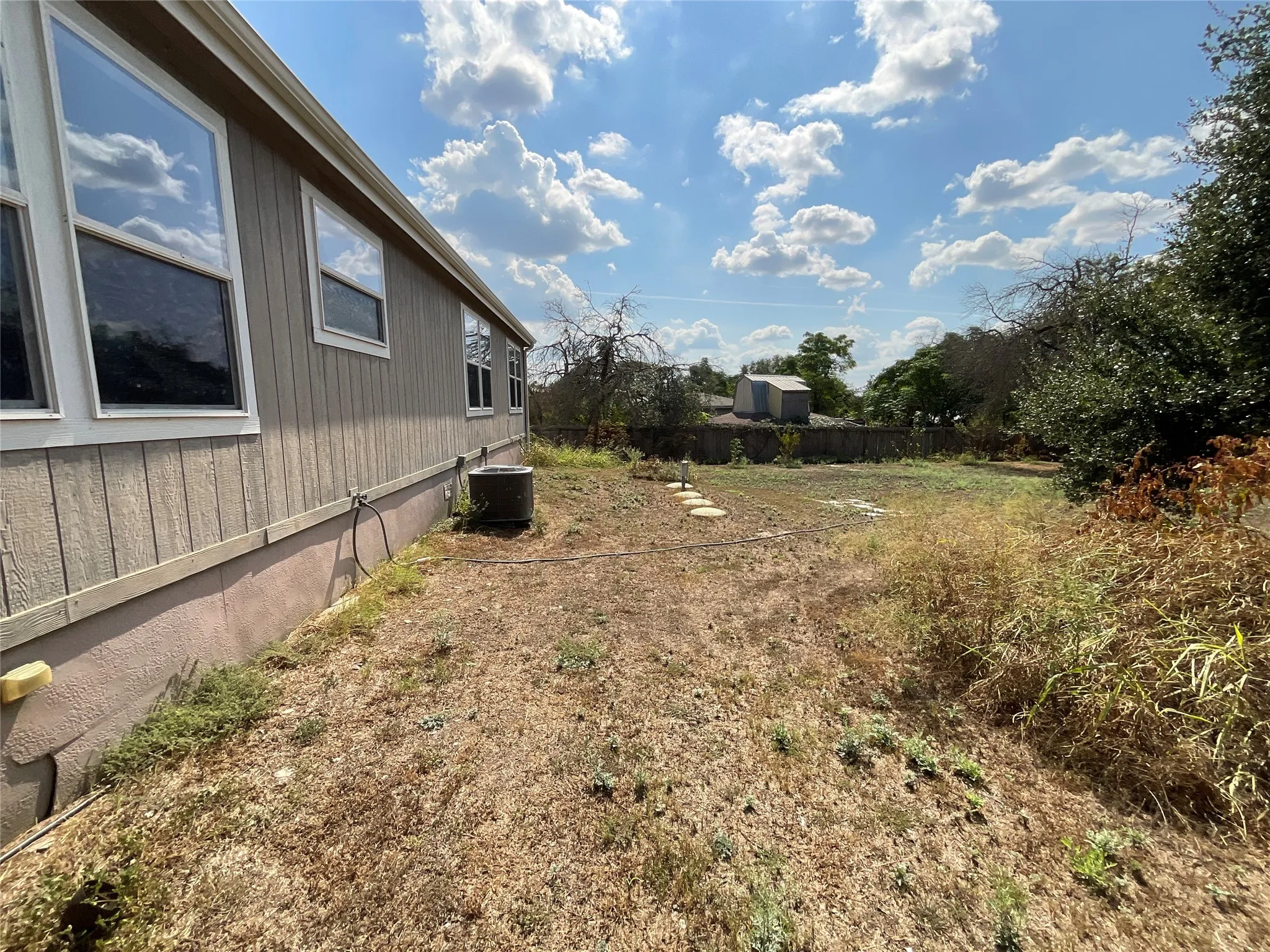 Mobile Home For Sale in Bell County , 113 Calvary Drive, Belton, Texas 76513, 4 Bedroom, 4 Bathroom, Garage spaces, 2,356 Sqft, built in 2008, mls#21394137, Real Estate Agent in Belton, Homes For Sale in Bell county, Homes For Sale in Belton, Realtor in Belton Texas, Real Estate Brokerage Independent Realty Texas, Luminita Cordes Realtor