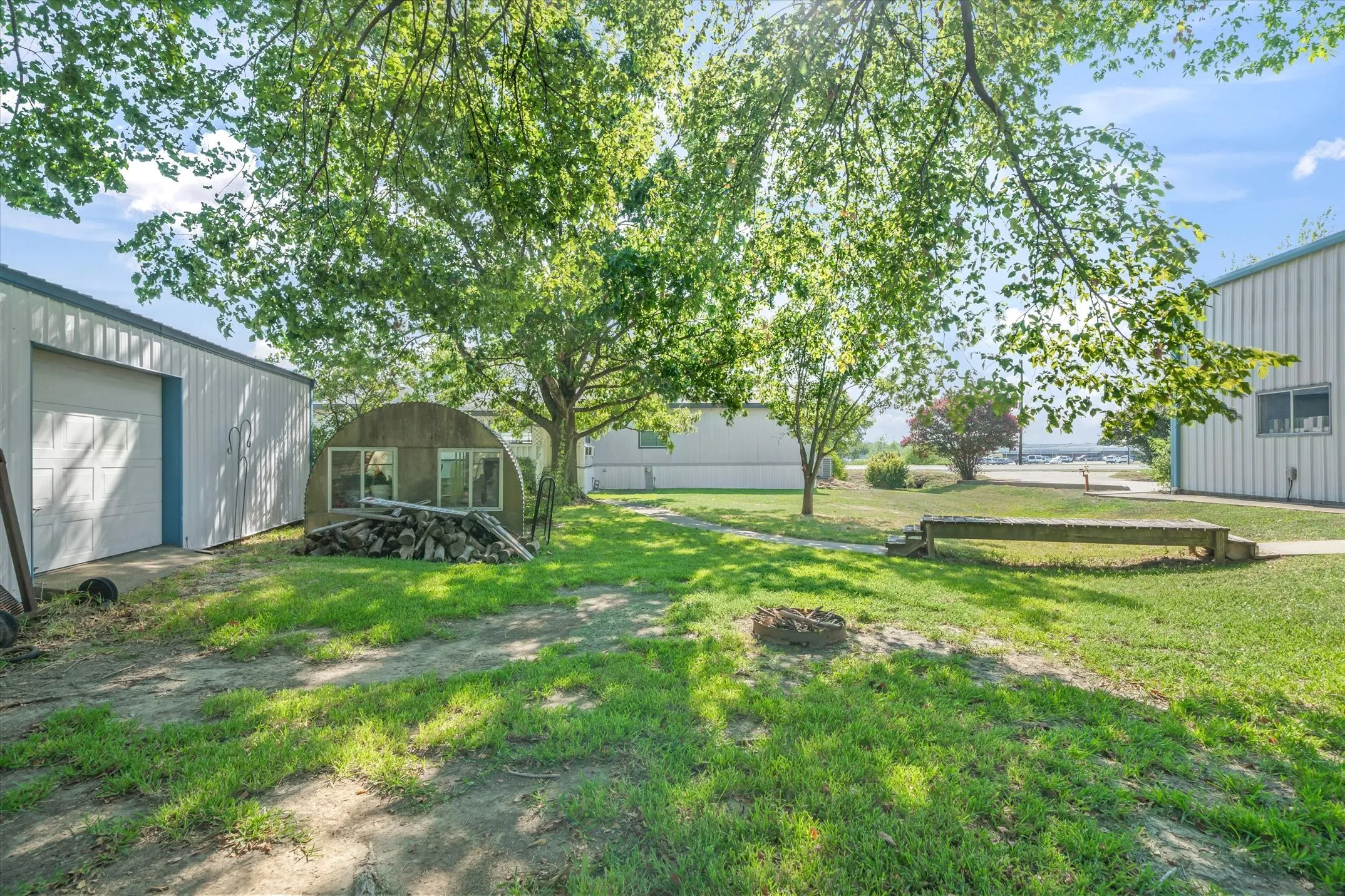 Manufactured Home For Sale in Van Zandt County , 120 Wingo Way, Wills Point, Texas 75169, 4 Bedroom, 3 Bathroom, 2 Garage spaces, 2,128 Sqft, built in 1994, mls#21400056, Real Estate Agent in Wills Point, Homes For Sale in Van Zandt county, Homes For Sale in Wills Point, Realtor in Wills Point Texas, Real Estate Brokerage Independent Realty Texas, Luminita Cordes Realtor