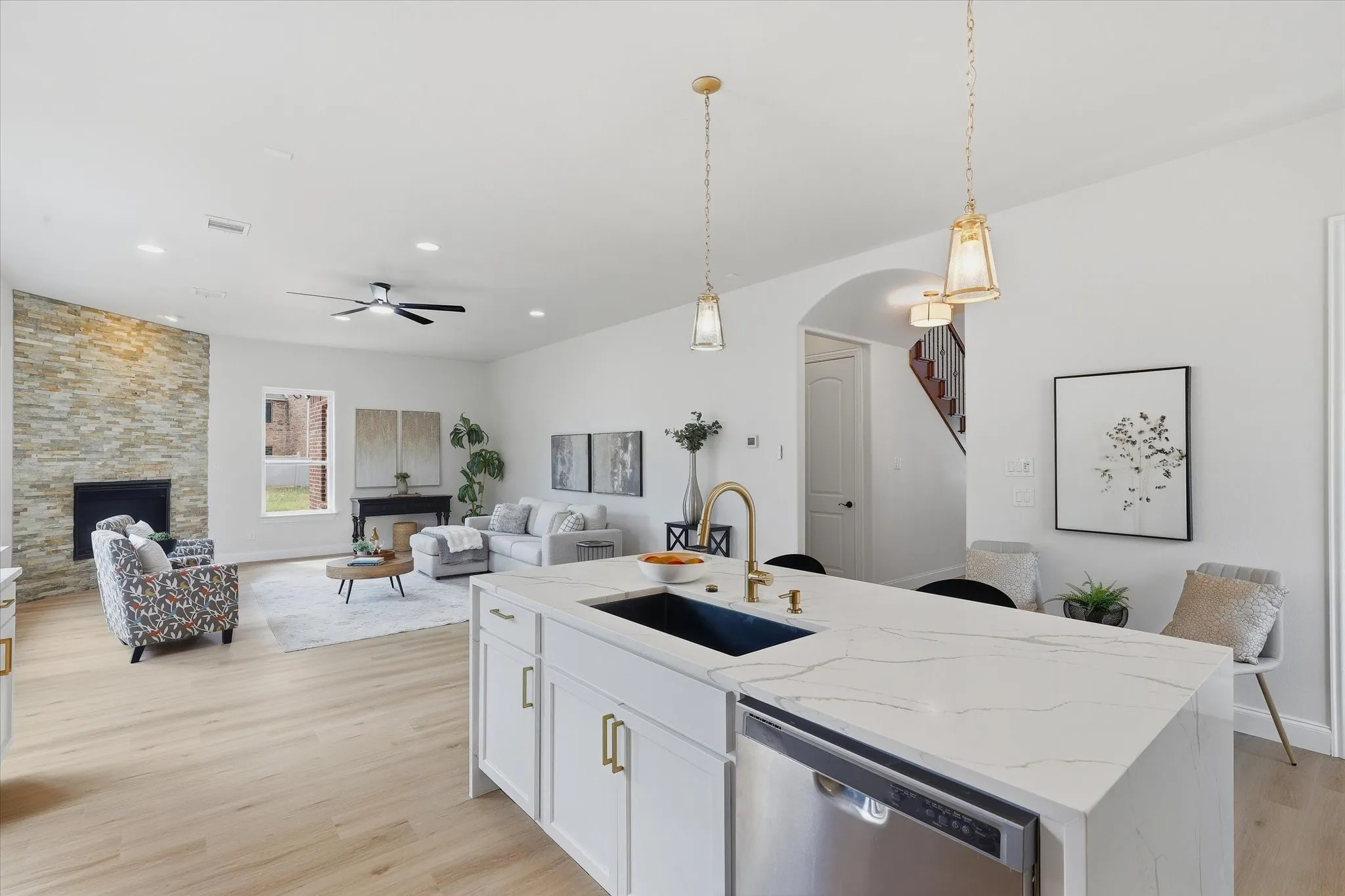 Single Family Residence For Sale in Dallas County , 2600 Almanzor Avenue, Irving, Texas 75062, 4 Bedroom, 4 Bathroom, 2 Garage spaces, 2,992 Sqft, built in 2014, mls#21400001, Real Estate Agent in Irving, Homes For Sale in Dallas county, Homes For Sale in Irving, Realtor in Irving Texas, Real Estate Brokerage Independent Realty Texas, Luminita Cordes Realtor