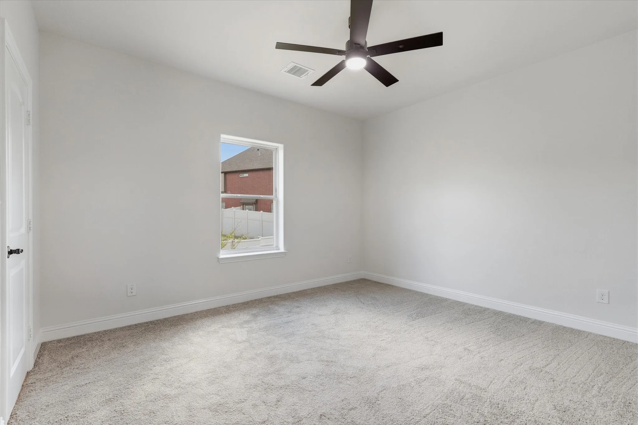 Single Family Residence For Sale in Dallas County , 2600 Almanzor Avenue, Irving, Texas 75062, 4 Bedroom, 4 Bathroom, 2 Garage spaces, 2,992 Sqft, built in 2014, mls#21400001, Real Estate Agent in Irving, Homes For Sale in Dallas county, Homes For Sale in Irving, Realtor in Irving Texas, Real Estate Brokerage Independent Realty Texas, Luminita Cordes Realtor
