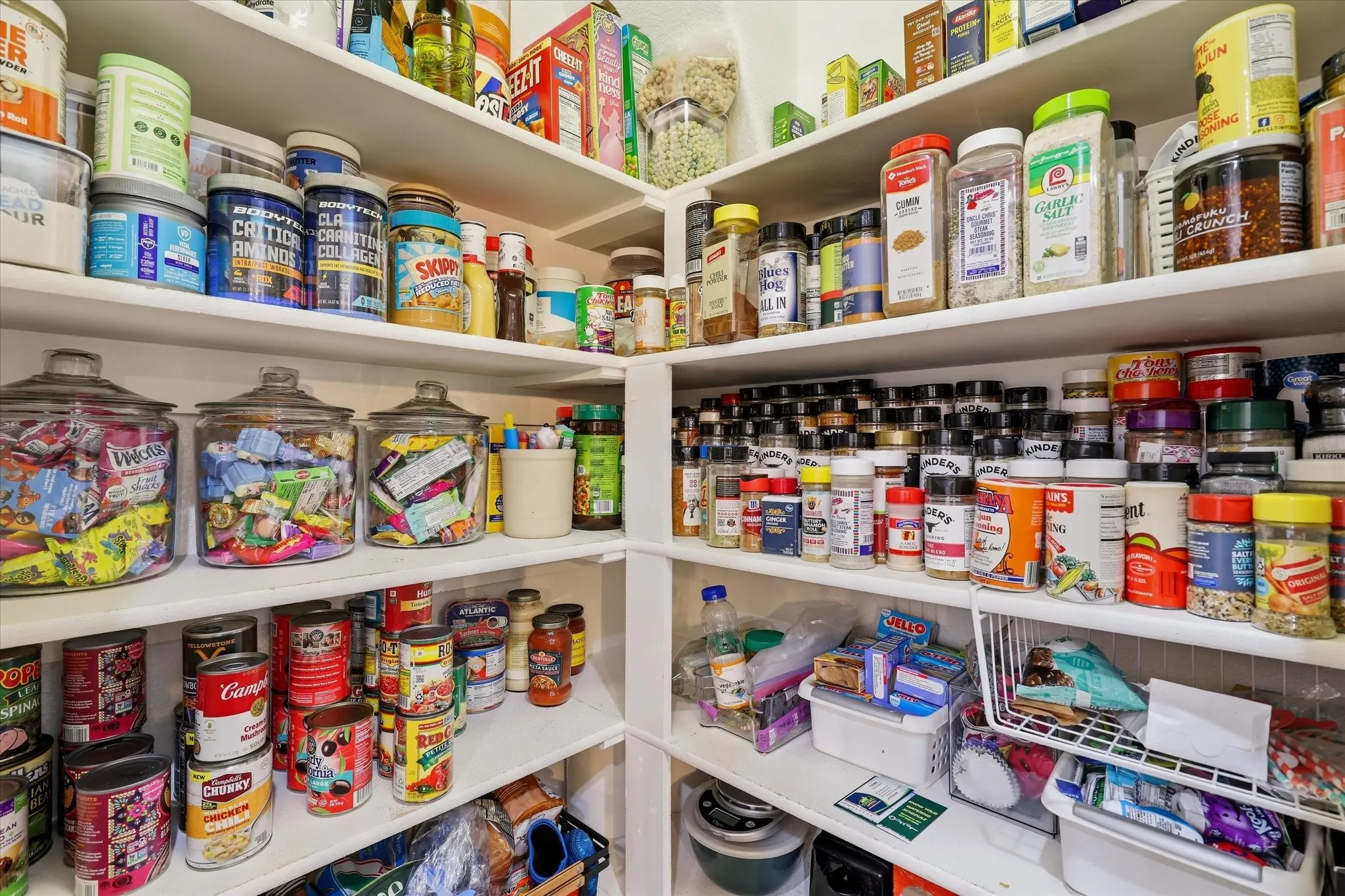 Walk-in Pantry