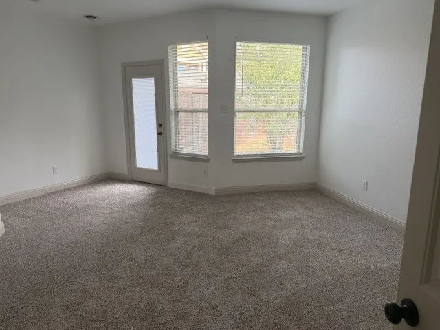Townhouse For Rent in Dallas County , 2660 Venice Drive 1, Grand Prairie, Texas 75054, 2 Bedroom, 2 Bathroom, 2 Garage spaces, 1,905 Sqft, built in 2016, mls#21397572, Real Estate Agent in Grand Prairie, Homes For Rent in Dallas county, Homes For Rent in Grand Prairie, Realtor in Grand Prairie Texas, Real Estate Brokerage Independent Realty Texas, Luminita Cordes Realtor