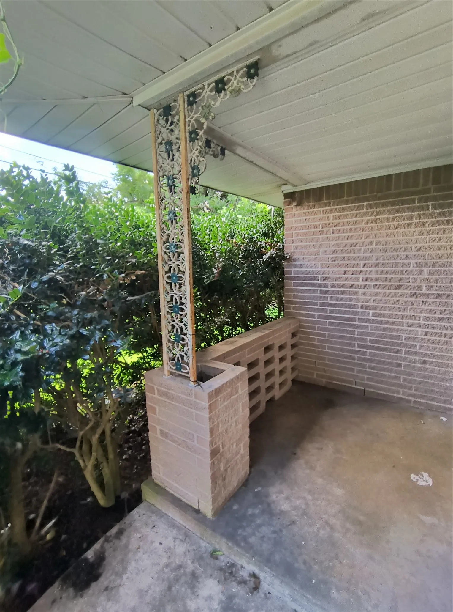 Single Family Residence For Rent in Hunt County , 1211 Wolfe City Drive, Greenville, Texas 75401, 3 Bedroom, 2 Bathroom, 1 Garage spaces, 1,308 Sqft, built in 1975, mls#21401136, Real Estate Agent in Greenville, Homes For Rent in Hunt county, Homes For Rent in Greenville, Realtor in Greenville Texas, Real Estate Brokerage Independent Realty Texas, Luminita Cordes Realtor