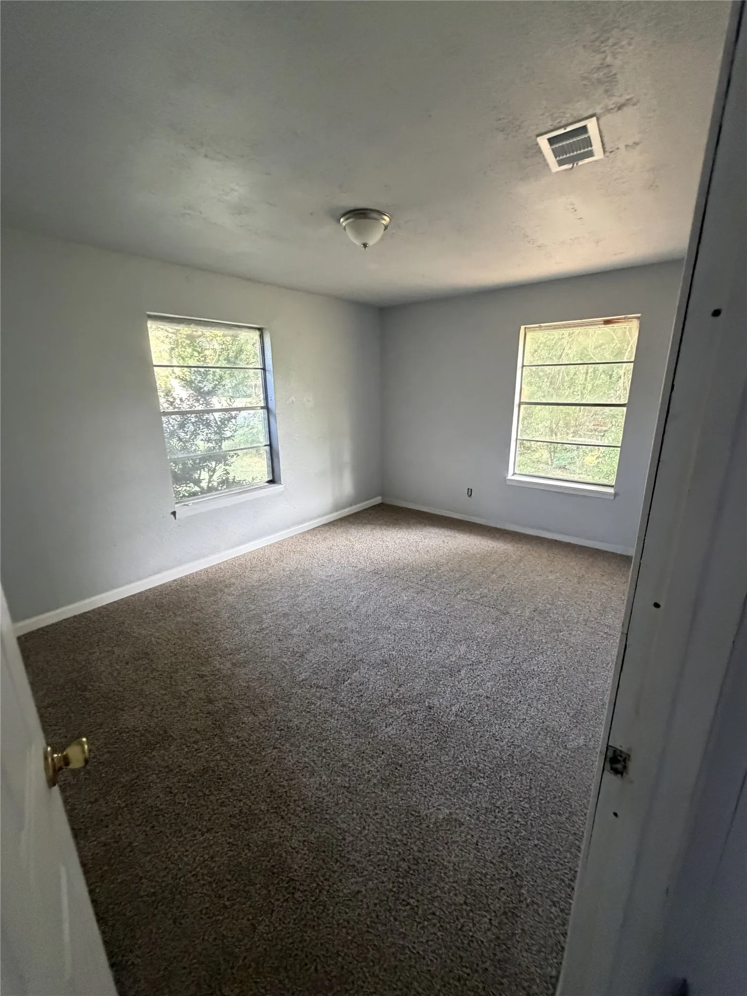 Single Family Residence For Rent in Hunt County , 1211 Wolfe City Drive, Greenville, Texas 75401, 3 Bedroom, 2 Bathroom, 1 Garage spaces, 1,308 Sqft, built in 1975, mls#21401136, Real Estate Agent in Greenville, Homes For Rent in Hunt county, Homes For Rent in Greenville, Realtor in Greenville Texas, Real Estate Brokerage Independent Realty Texas, Luminita Cordes Realtor
