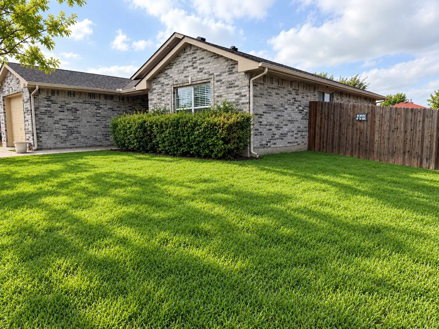 Single Family Residence For Sale in Dallas County , 1605 Canary Island Court, Dallas, Texas 75217, 3 Bedroom, 2 Bathroom, 1 Garage spaces, 1,281 Sqft, built in 2007, mls#21401149, Real Estate Agent in Dallas, Homes For Sale in Dallas county, Homes For Sale in Dallas, Realtor in Dallas Texas, Real Estate Brokerage Independent Realty Texas, Luminita Cordes Realtor
