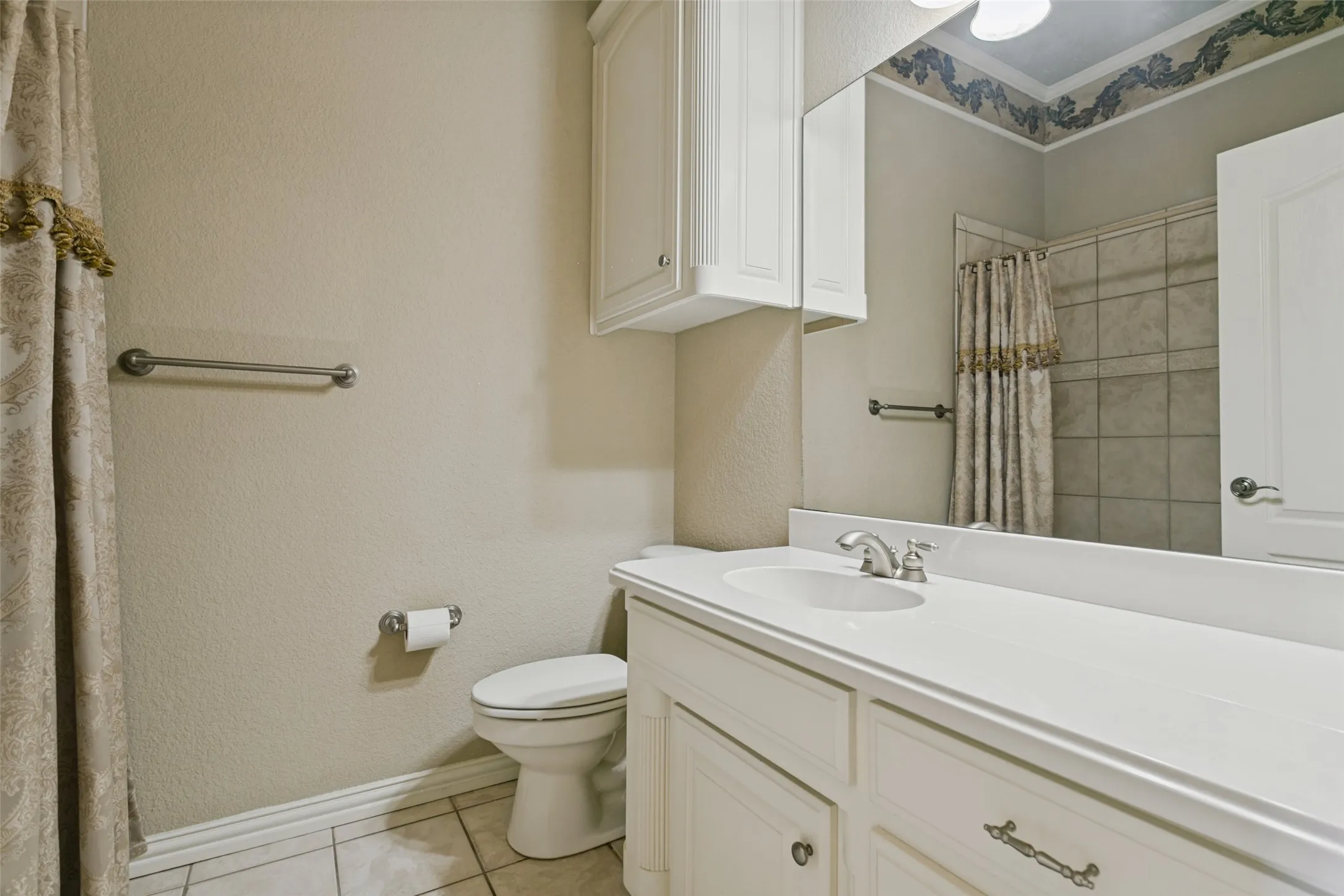 Downstairs guest bathroom