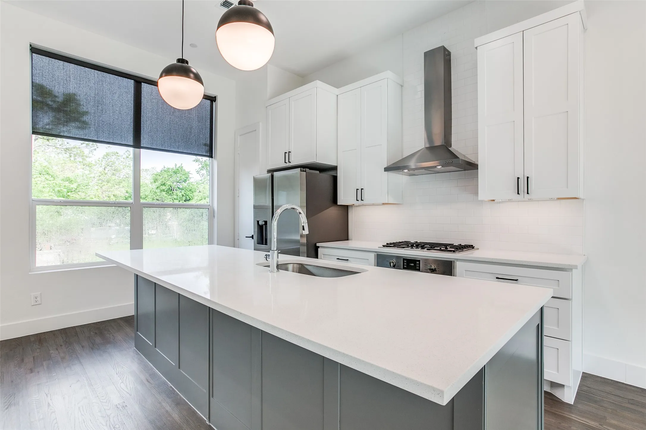 Townhouse For Rent in Dallas County , 5915 Hudson Street 106, Dallas, Texas 75206, 2 Bedroom, 3 Bathroom, 2 Garage spaces, 1,624 Sqft, built in 2022, mls#21401160, Real Estate Agent in Dallas, Homes For Rent in Dallas county, Homes For Rent in Dallas, Realtor in Dallas Texas, Real Estate Brokerage Independent Realty Texas, Luminita Cordes Realtor