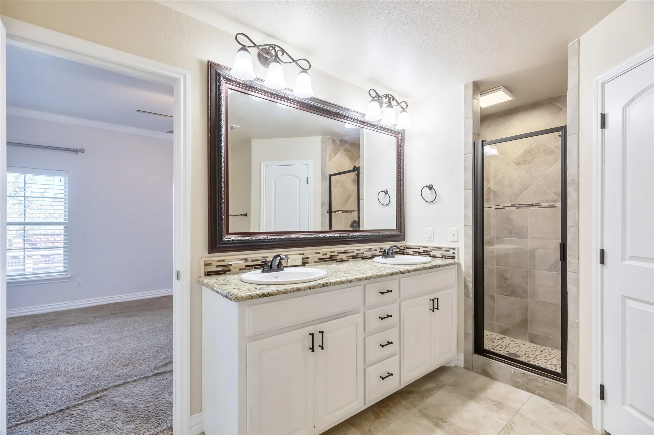 Single Family Residence For Sale in Taylor County , 5142 Spring Creek Road, Abilene, Texas 79602, 4 Bedroom, 2 Bathroom, 2 Garage spaces, 1,751 Sqft, built in 2013, mls#21401162, Real Estate Agent in Abilene, Homes For Sale in Taylor county, Homes For Sale in Abilene, Realtor in Abilene Texas, Real Estate Brokerage Independent Realty Texas, Luminita Cordes Realtor