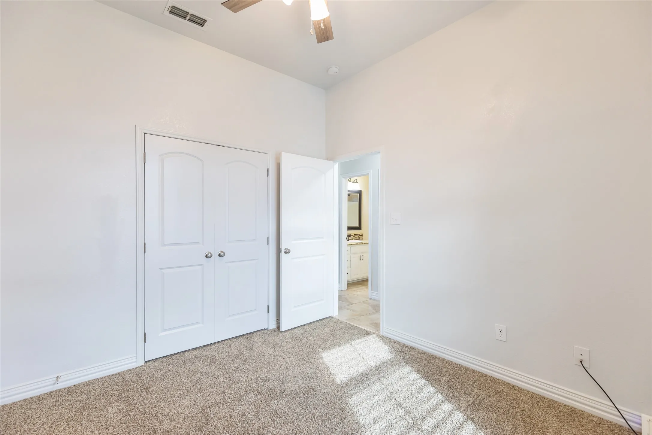 Single Family Residence For Sale in Taylor County , 5142 Spring Creek Road, Abilene, Texas 79602, 4 Bedroom, 2 Bathroom, 2 Garage spaces, 1,751 Sqft, built in 2013, mls#21401162, Real Estate Agent in Abilene, Homes For Sale in Taylor county, Homes For Sale in Abilene, Realtor in Abilene Texas, Real Estate Brokerage Independent Realty Texas, Luminita Cordes Realtor