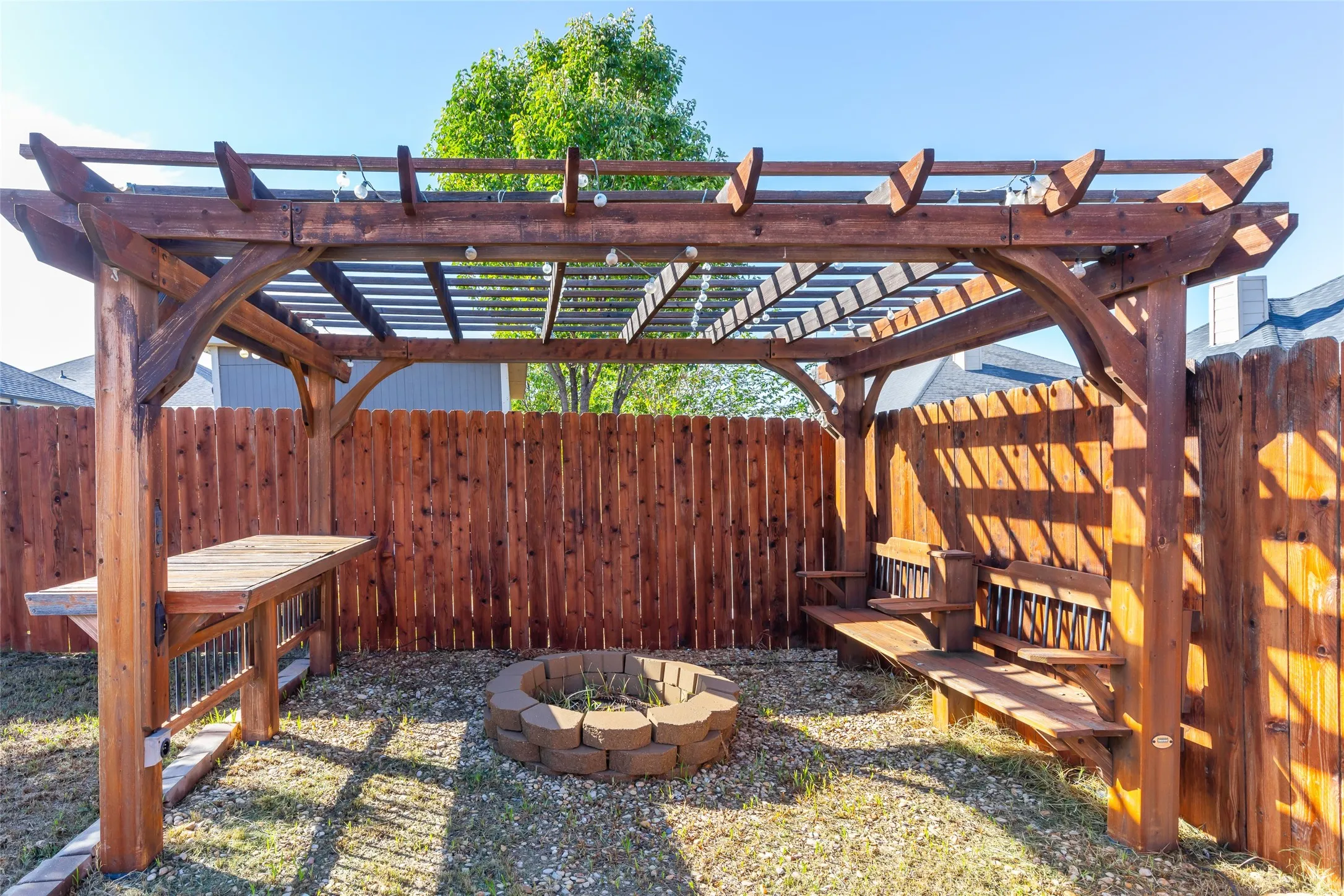 Single Family Residence For Sale in Taylor County , 5142 Spring Creek Road, Abilene, Texas 79602, 4 Bedroom, 2 Bathroom, 2 Garage spaces, 1,751 Sqft, built in 2013, mls#21401162, Real Estate Agent in Abilene, Homes For Sale in Taylor county, Homes For Sale in Abilene, Realtor in Abilene Texas, Real Estate Brokerage Independent Realty Texas, Luminita Cordes Realtor