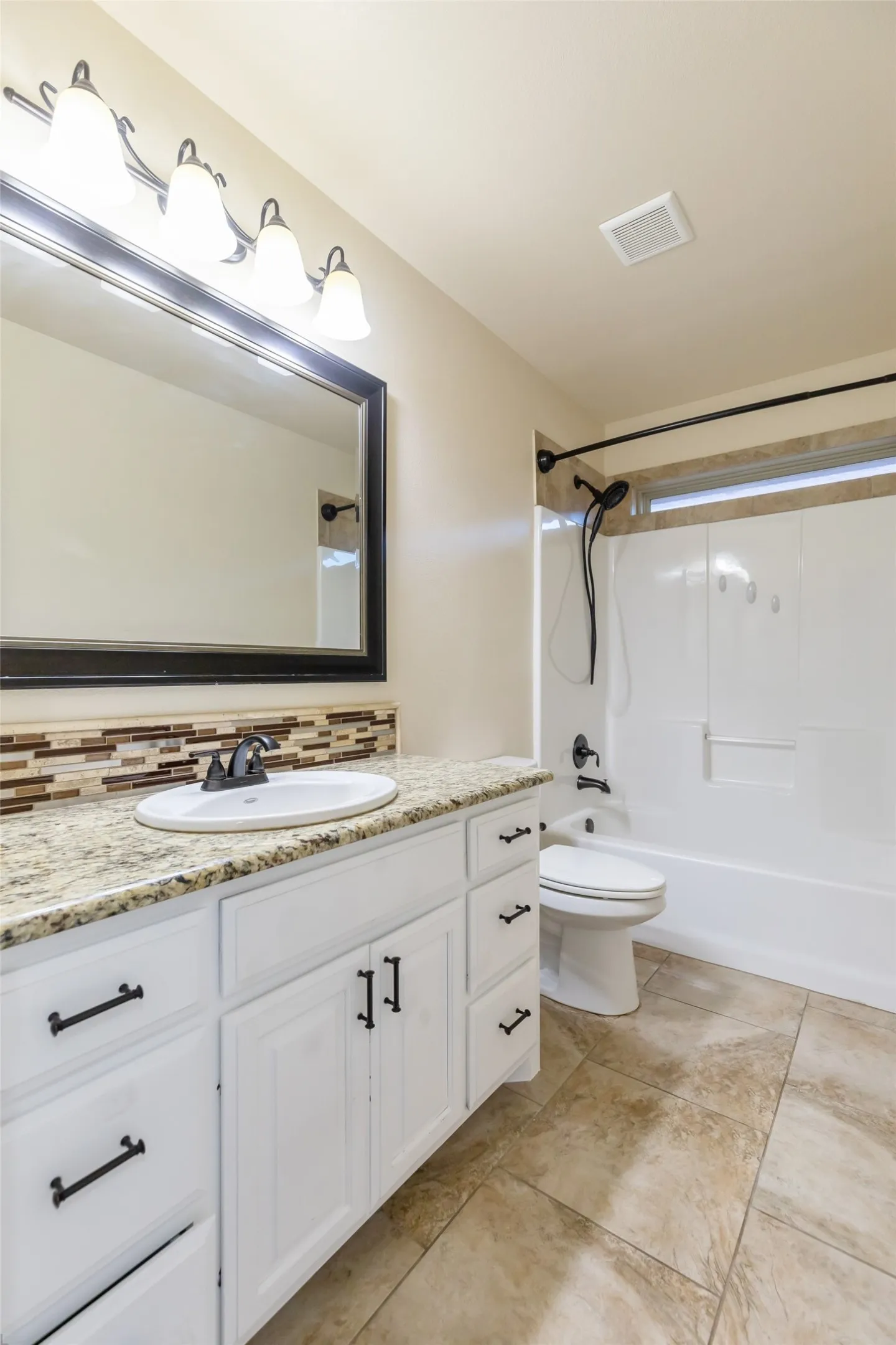 Single Family Residence For Sale in Taylor County , 5142 Spring Creek Road, Abilene, Texas 79602, 4 Bedroom, 2 Bathroom, 2 Garage spaces, 1,751 Sqft, built in 2013, mls#21401162, Real Estate Agent in Abilene, Homes For Sale in Taylor county, Homes For Sale in Abilene, Realtor in Abilene Texas, Real Estate Brokerage Independent Realty Texas, Luminita Cordes Realtor