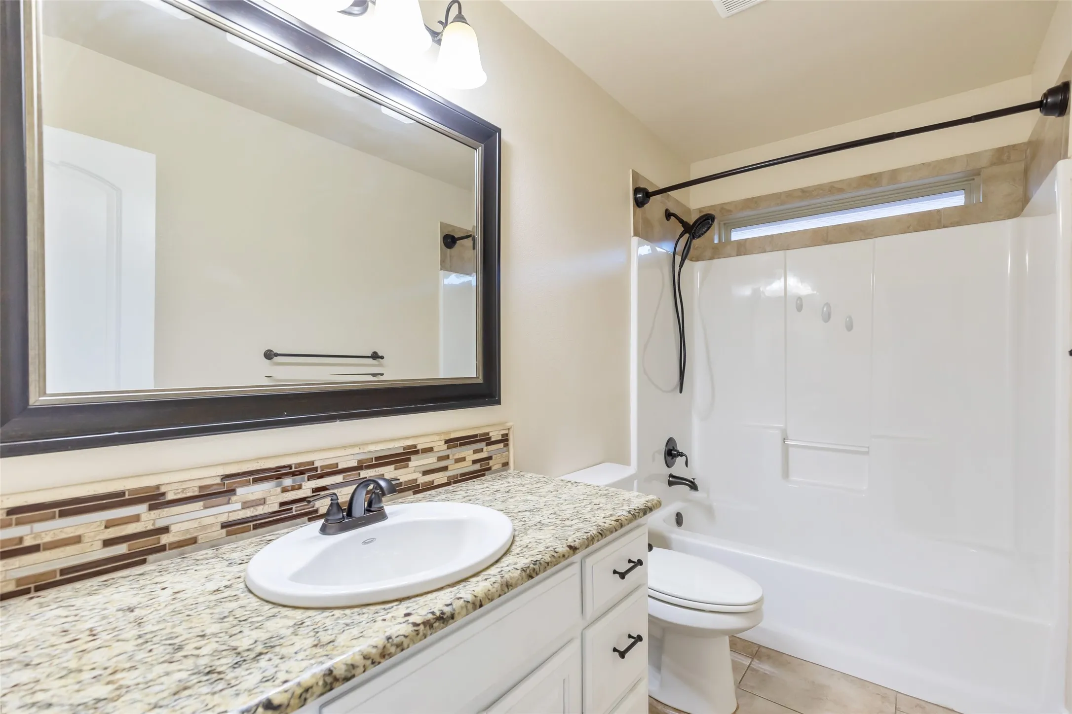 Single Family Residence For Sale in Taylor County , 5142 Spring Creek Road, Abilene, Texas 79602, 4 Bedroom, 2 Bathroom, 2 Garage spaces, 1,751 Sqft, built in 2013, mls#21401162, Real Estate Agent in Abilene, Homes For Sale in Taylor county, Homes For Sale in Abilene, Realtor in Abilene Texas, Real Estate Brokerage Independent Realty Texas, Luminita Cordes Realtor