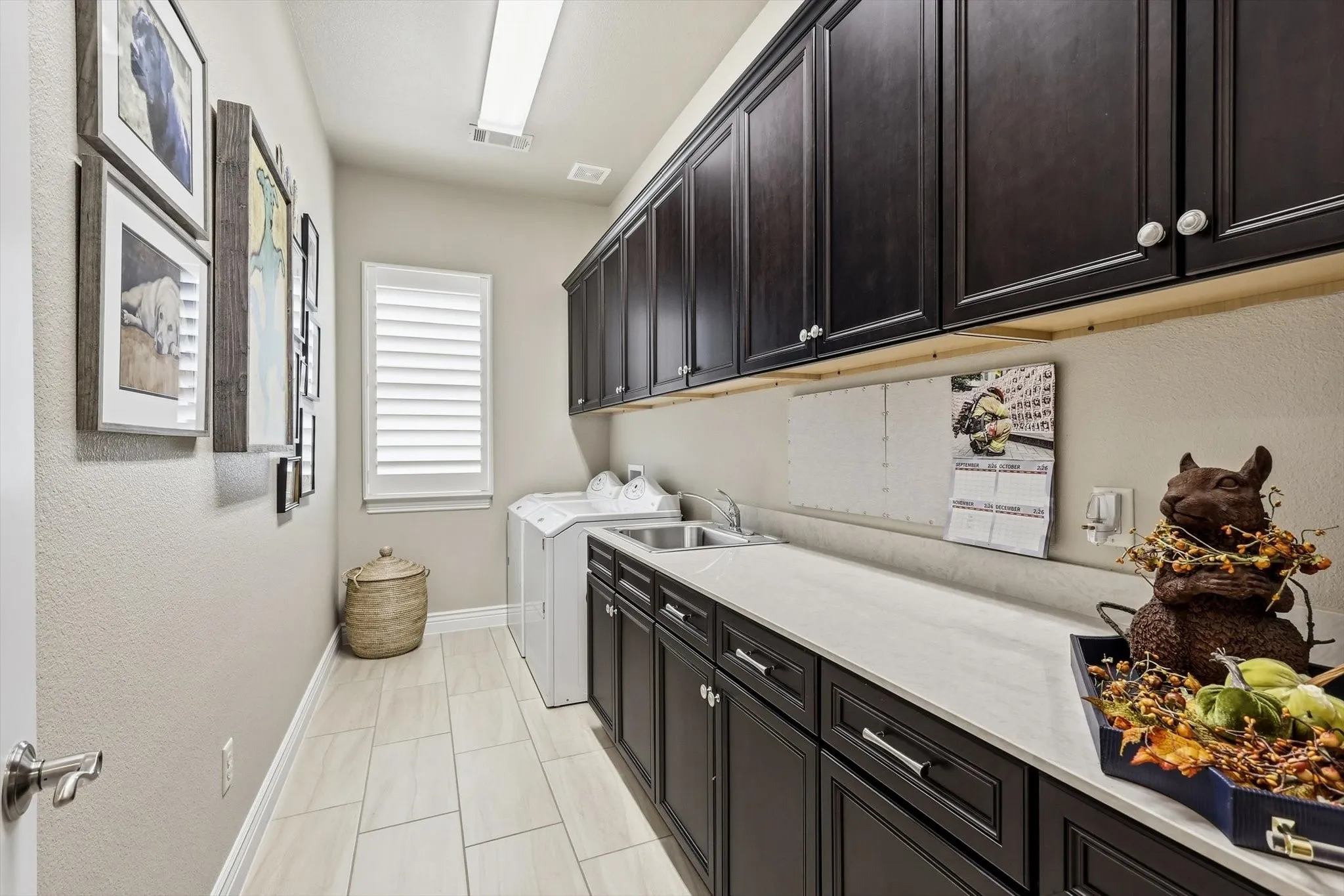 Single Family Residence For Sale in Denton County , 9713 Arkose Drive, Denton, Texas 76207, 2 Bedroom, 3 Bathroom, 3 Garage spaces, 2,809 Sqft, built in 2019, mls#21399355, Real Estate Agent in Denton, Homes For Sale in Denton county, Homes For Sale in Denton, Realtor in Denton Texas, Real Estate Brokerage Independent Realty Texas, Luminita Cordes Realtor