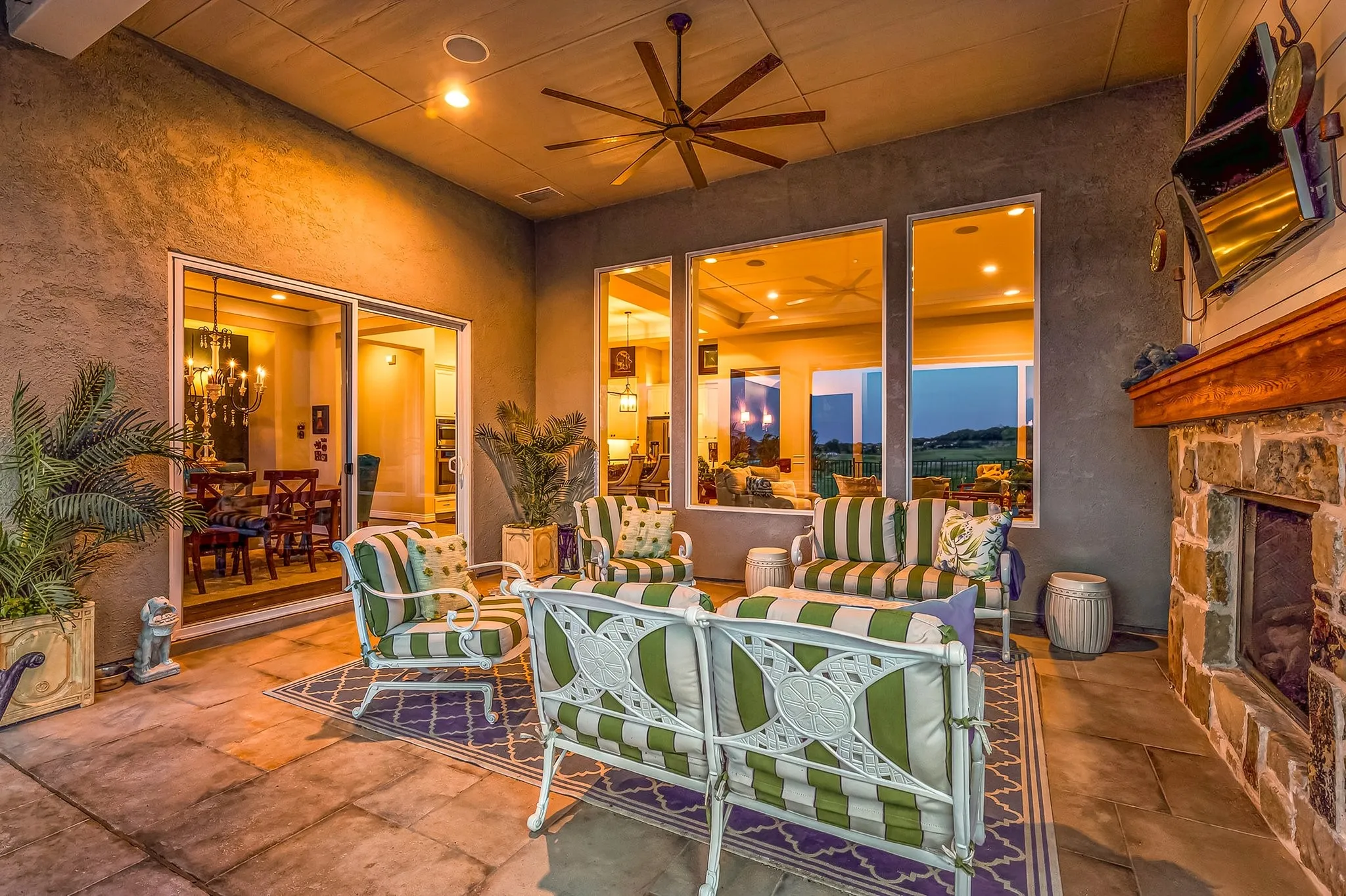 Single Family Residence For Sale in Denton County , 9713 Arkose Drive, Denton, Texas 76207, 2 Bedroom, 3 Bathroom, 3 Garage spaces, 2,809 Sqft, built in 2019, mls#21399355, Real Estate Agent in Denton, Homes For Sale in Denton county, Homes For Sale in Denton, Realtor in Denton Texas, Real Estate Brokerage Independent Realty Texas, Luminita Cordes Realtor