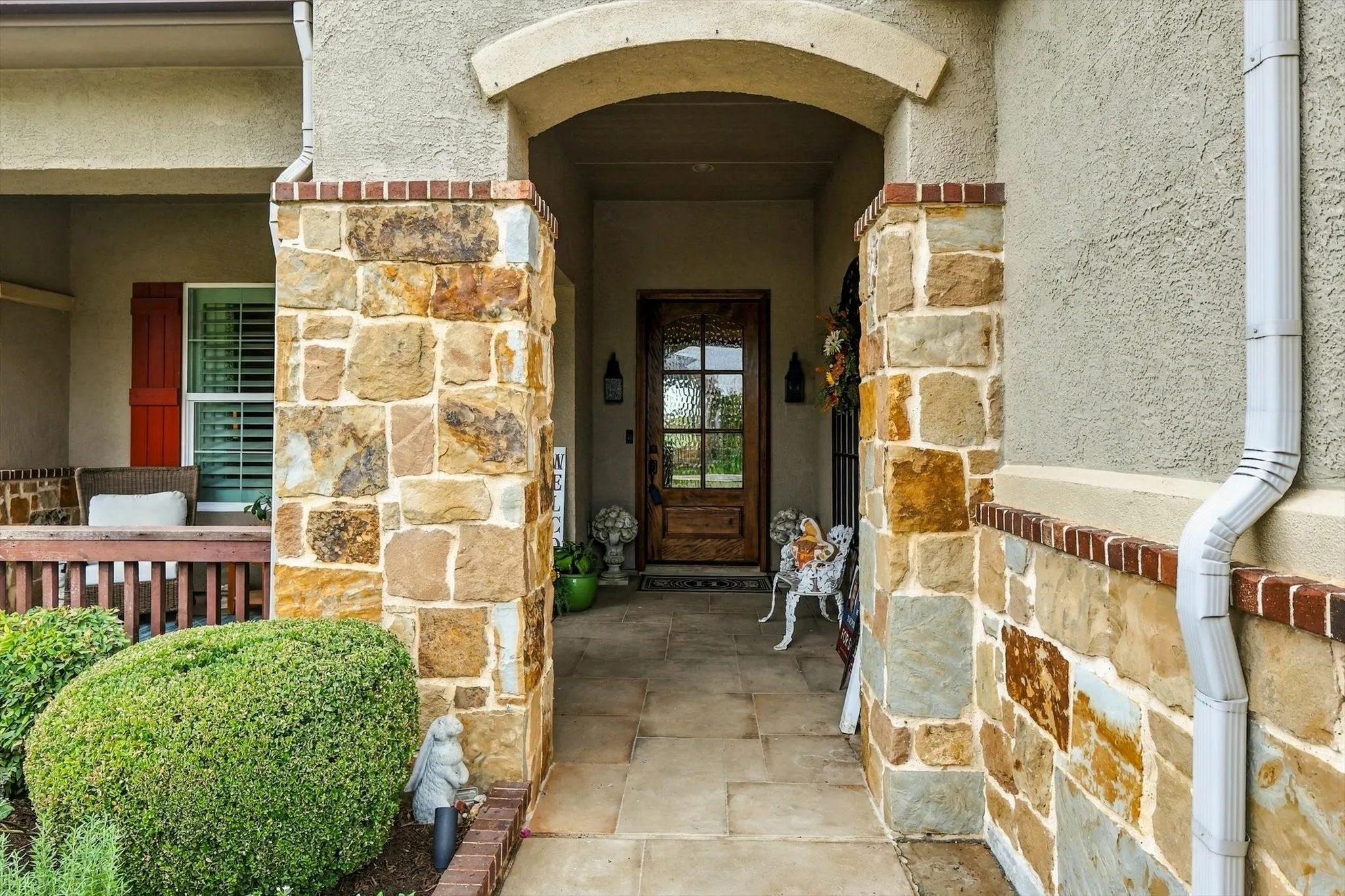 Single Family Residence For Sale in Denton County , 9713 Arkose Drive, Denton, Texas 76207, 2 Bedroom, 3 Bathroom, 3 Garage spaces, 2,809 Sqft, built in 2019, mls#21399355, Real Estate Agent in Denton, Homes For Sale in Denton county, Homes For Sale in Denton, Realtor in Denton Texas, Real Estate Brokerage Independent Realty Texas, Luminita Cordes Realtor