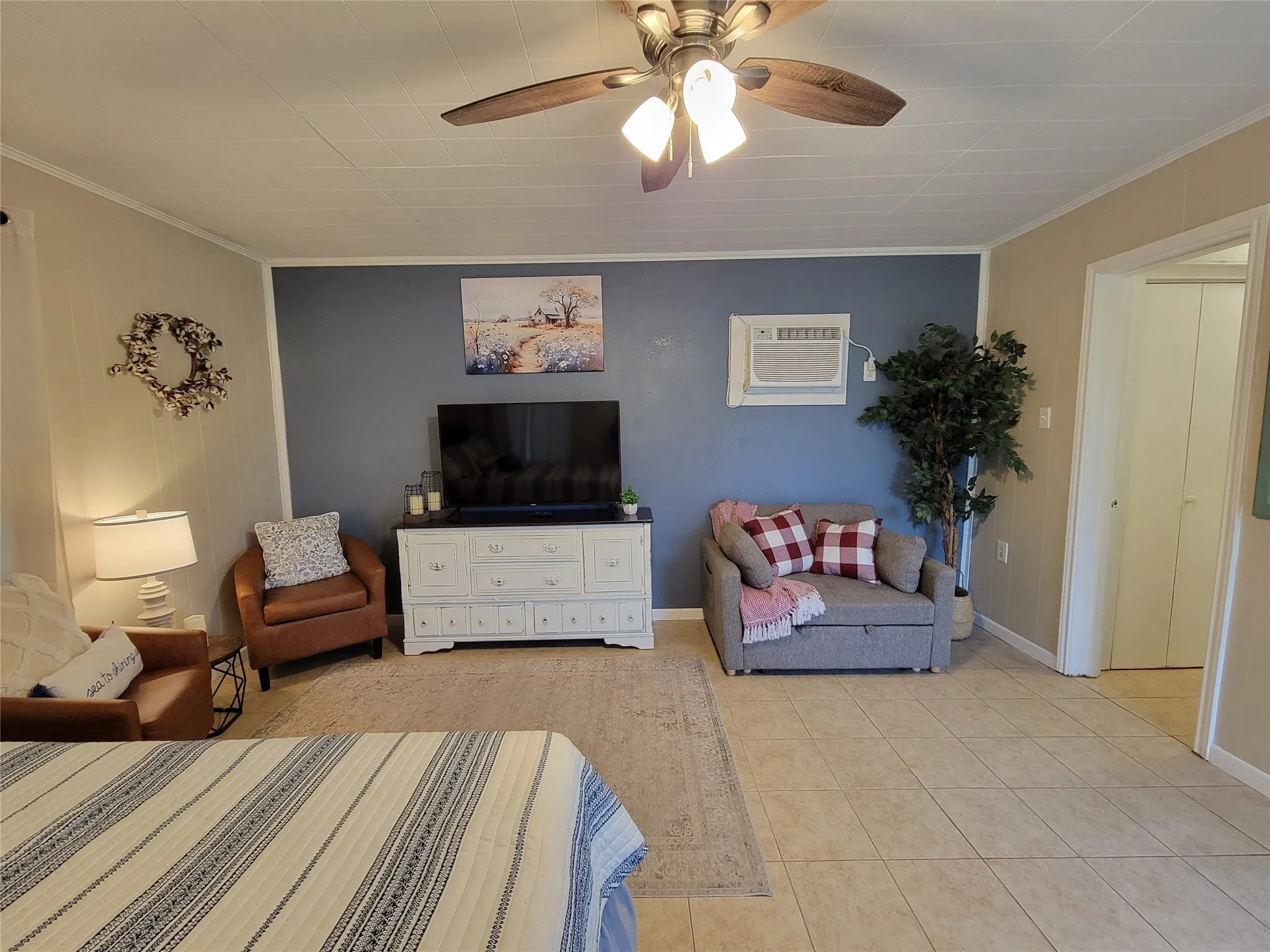 Single Family Residence For Rent in Hunt County , 1901 E State Highway 276 5, West Tawakoni, Texas 75474, 1 Bedroom, 1 Bathroom, Garage spaces, 351 Sqft, built in 1982, mls#21401165, Real Estate Agent in West Tawakoni, Homes For Rent in Hunt county, Homes For Rent in West Tawakoni, Realtor in West Tawakoni Texas, Real Estate Brokerage Independent Realty Texas, Luminita Cordes Realtor