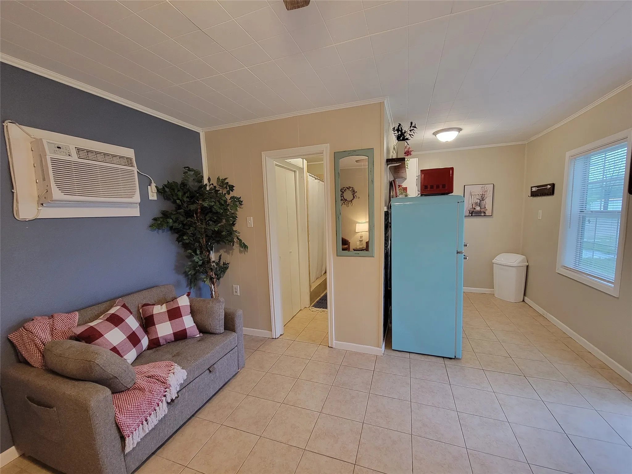 Single Family Residence For Rent in Hunt County , 1901 E State Highway 276 5, West Tawakoni, Texas 75474, 1 Bedroom, 1 Bathroom, Garage spaces, 351 Sqft, built in 1982, mls#21401165, Real Estate Agent in West Tawakoni, Homes For Rent in Hunt county, Homes For Rent in West Tawakoni, Realtor in West Tawakoni Texas, Real Estate Brokerage Independent Realty Texas, Luminita Cordes Realtor