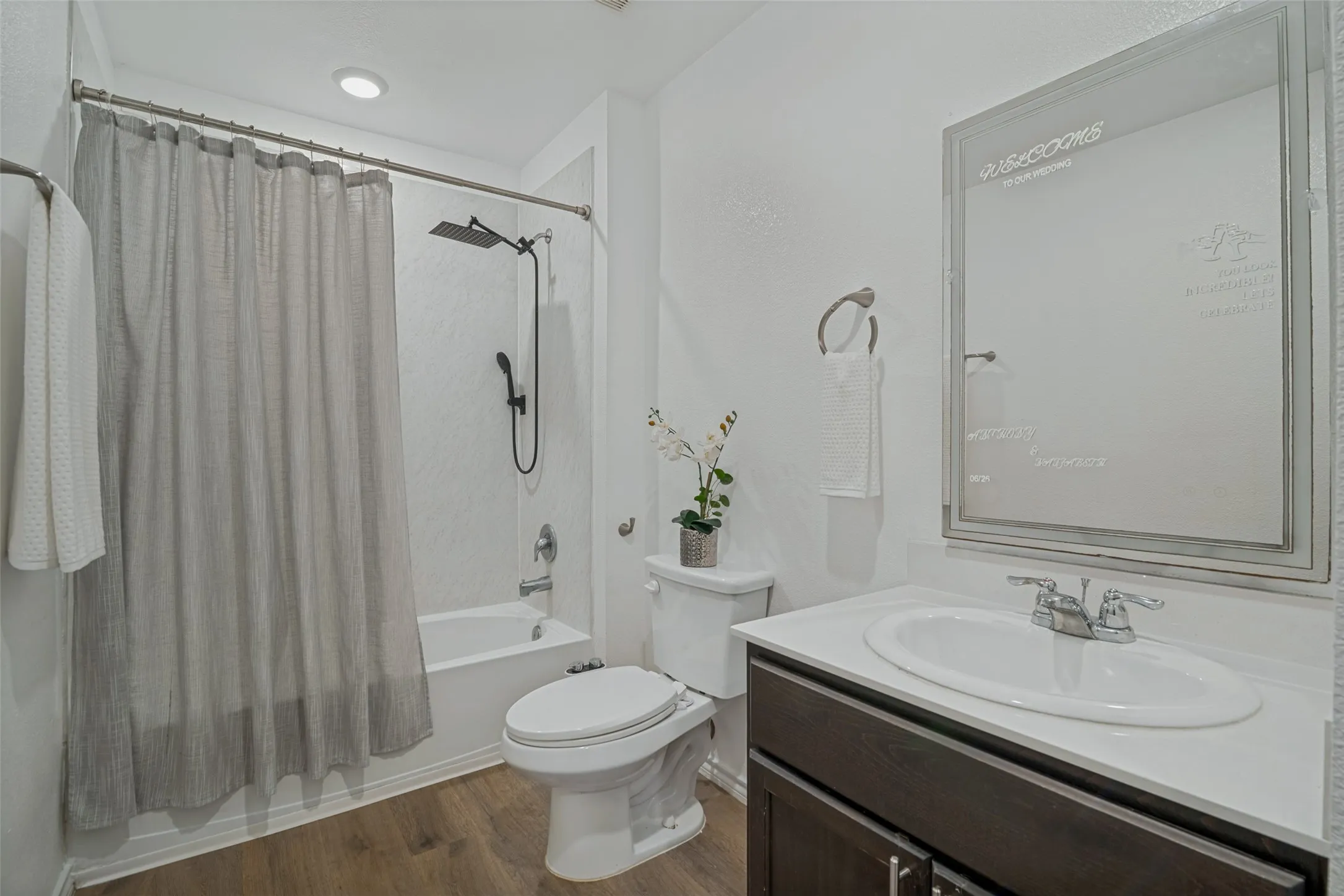Single Family Residence For Sale in Hunt County , 2944 Shoemaker Drive, Royse City, Texas 75189, 4 Bedroom, 2 Bathroom, 2 Garage spaces, 1,917 Sqft, built in 2022, mls#21397726, Real Estate Agent in Royse City, Homes For Sale in Hunt county, Homes For Sale in Royse City, Realtor in Royse City Texas, Real Estate Brokerage Independent Realty Texas, Luminita Cordes Realtor