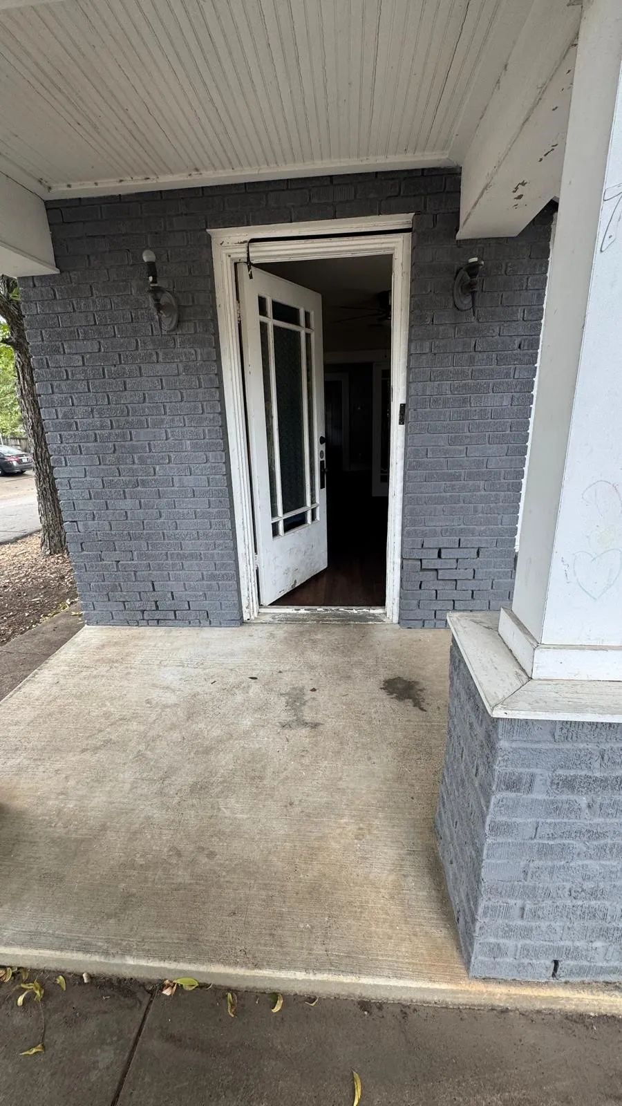 Duplex For Rent in Dallas County , 700 Cumberland Street, Dallas, Texas 75203, 2 Bedroom, 1 Bathroom, 1 Garage spaces, 846 Sqft, built in 1945, mls#21401154, Real Estate Agent in Dallas, Homes For Rent in Dallas county, Homes For Rent in Dallas, Realtor in Dallas Texas, Real Estate Brokerage Independent Realty Texas, Luminita Cordes Realtor