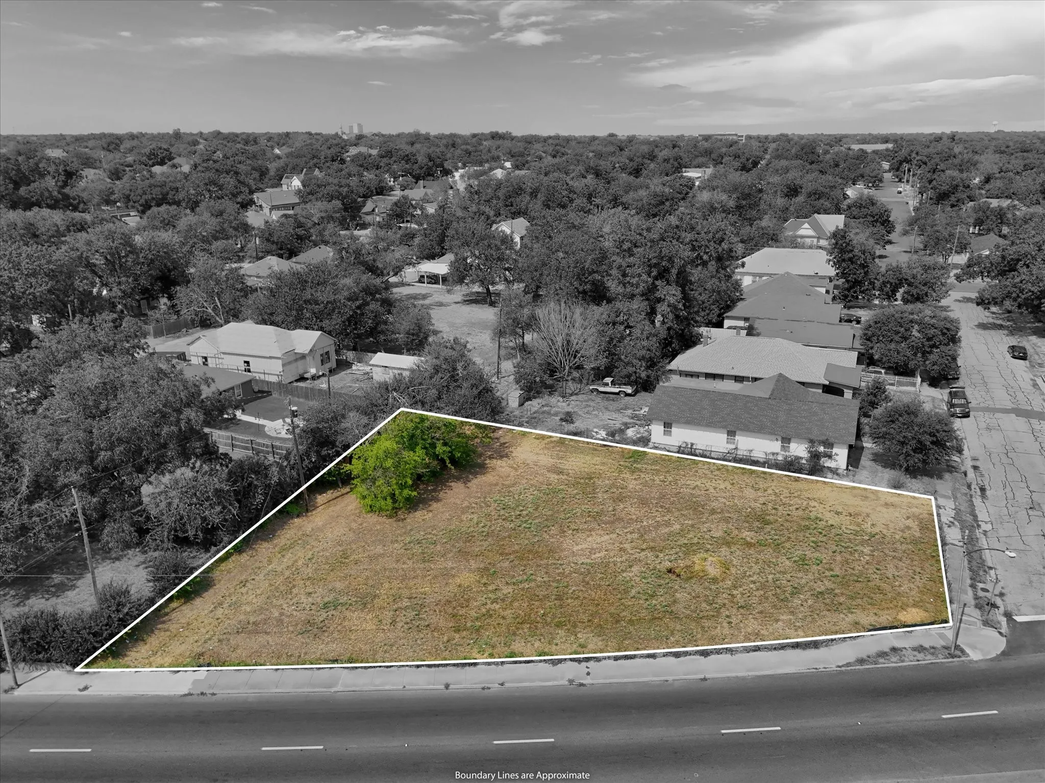 Unimproved Land For Sale in Mc Lennan County , 1401 W Waco Drive, Waco, Texas 76701, 0, 0, Garage spaces, 0 Sqft, built in 0, mls#21401152, Real Estate Agent in Waco, Homes For Sale in Mc Lennan county, Homes For Sale in Waco, Realtor in Waco Texas, Real Estate Brokerage Independent Realty Texas, Luminita Cordes Realtor
