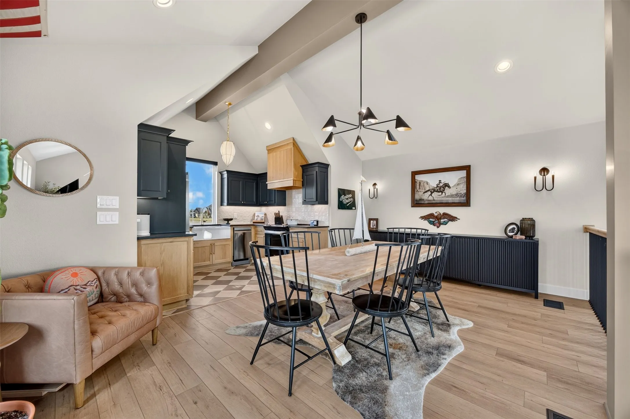 Dining & Kitchen Guest House