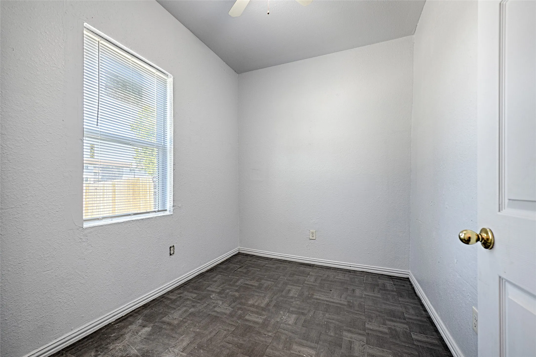 Apartment For Sale in Dallas County , 3020 South Boulevard 6, Dallas, Texas 75215, 10 Bedroom, 6 Bathroom, Garage spaces, 0 Sqft, built in 1931, mls#21400396, Real Estate Agent in Dallas, Homes For Sale in Dallas county, Homes For Sale in Dallas, Realtor in Dallas Texas, Real Estate Brokerage Independent Realty Texas, Luminita Cordes Realtor