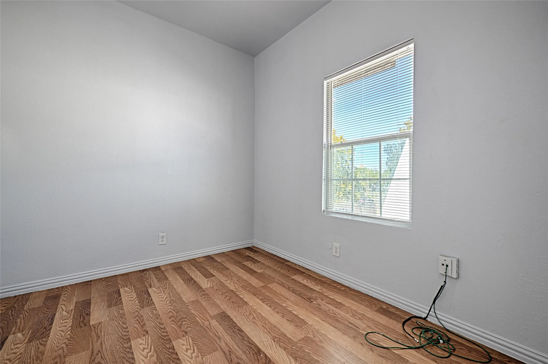 Apartment For Sale in Dallas County , 3020 South Boulevard 6, Dallas, Texas 75215, 10 Bedroom, 6 Bathroom, Garage spaces, 0 Sqft, built in 1931, mls#21400396, Real Estate Agent in Dallas, Homes For Sale in Dallas county, Homes For Sale in Dallas, Realtor in Dallas Texas, Real Estate Brokerage Independent Realty Texas, Luminita Cordes Realtor