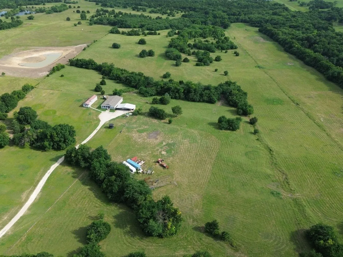 Single Family Residence For Sale in Hunt County , 4081 Fm 2736, Campbell, Texas 75422, 5 Bedroom, 3 Bathroom, Garage spaces, 3,192 Sqft, built in 2018, mls#21399759, Real Estate Agent in Campbell, Homes For Sale in Hunt county, Homes For Sale in Campbell, Realtor in Campbell Texas, Real Estate Brokerage Independent Realty Texas, Luminita Cordes Realtor