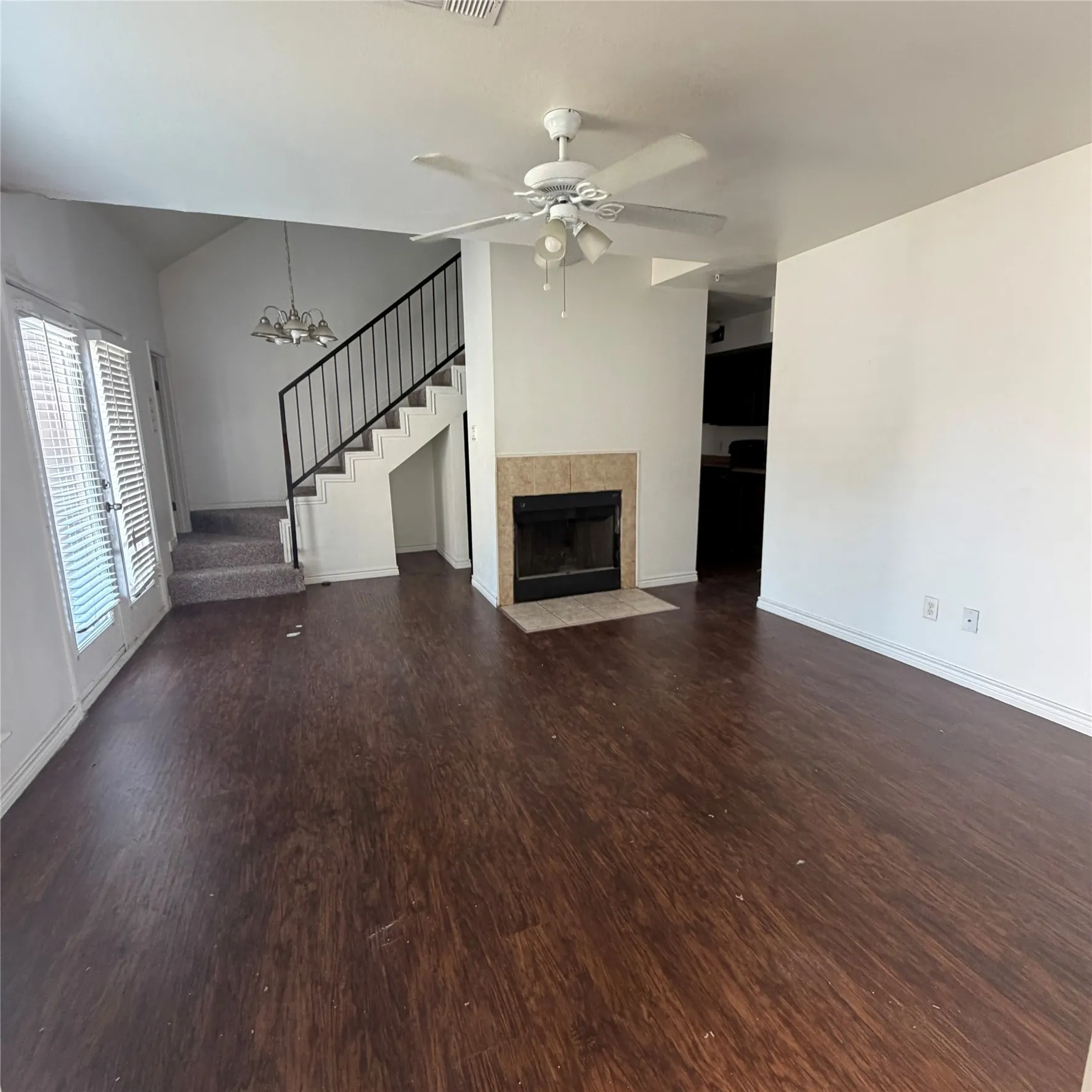 Condominium For Rent in Dallas County , 9829 Walnut Street O208, Dallas, Texas 75243, 3 Bedroom, 1 Bathroom, Garage spaces, 931 Sqft, built in 2015, mls#21389515, Real Estate Agent in Dallas, Homes For Rent in Dallas county, Homes For Rent in Dallas, Realtor in Dallas Texas, Real Estate Brokerage Independent Realty Texas, Luminita Cordes Realtor