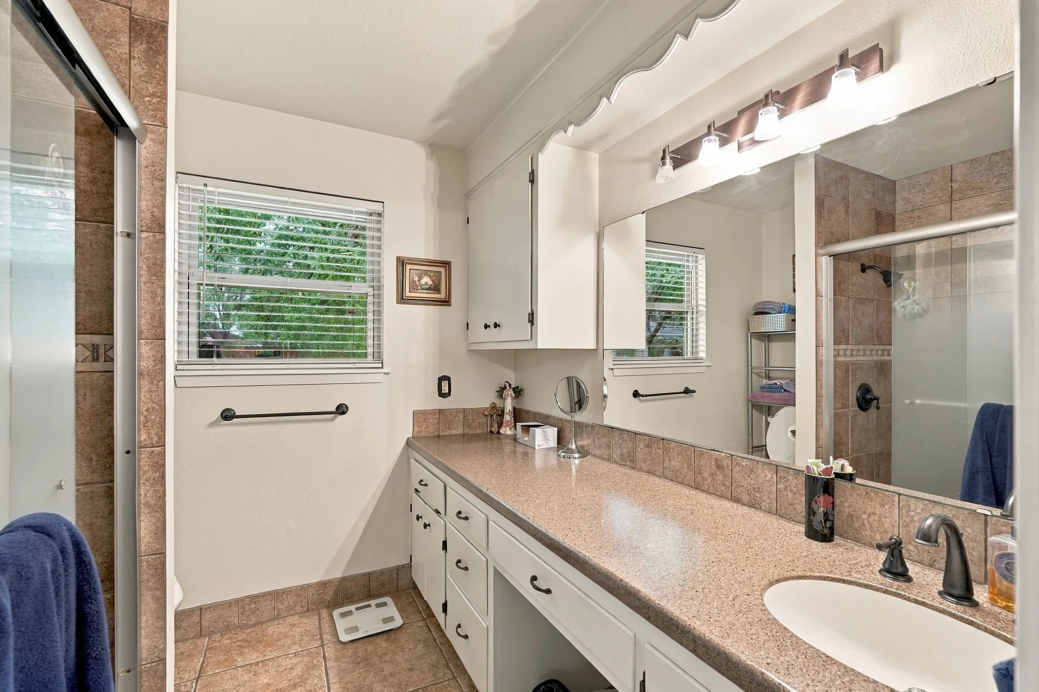 Single Family Residence For Sale in Taylor County , 4333 Caprock Road, Abilene, Texas 79606, 4 Bedroom, 2 Bathroom, 2 Garage spaces, 2,737 Sqft, built in 1966, mls#21400427, Real Estate Agent in Abilene, Homes For Sale in Taylor county, Homes For Sale in Abilene, Realtor in Abilene Texas, Real Estate Brokerage Independent Realty Texas, Luminita Cordes Realtor