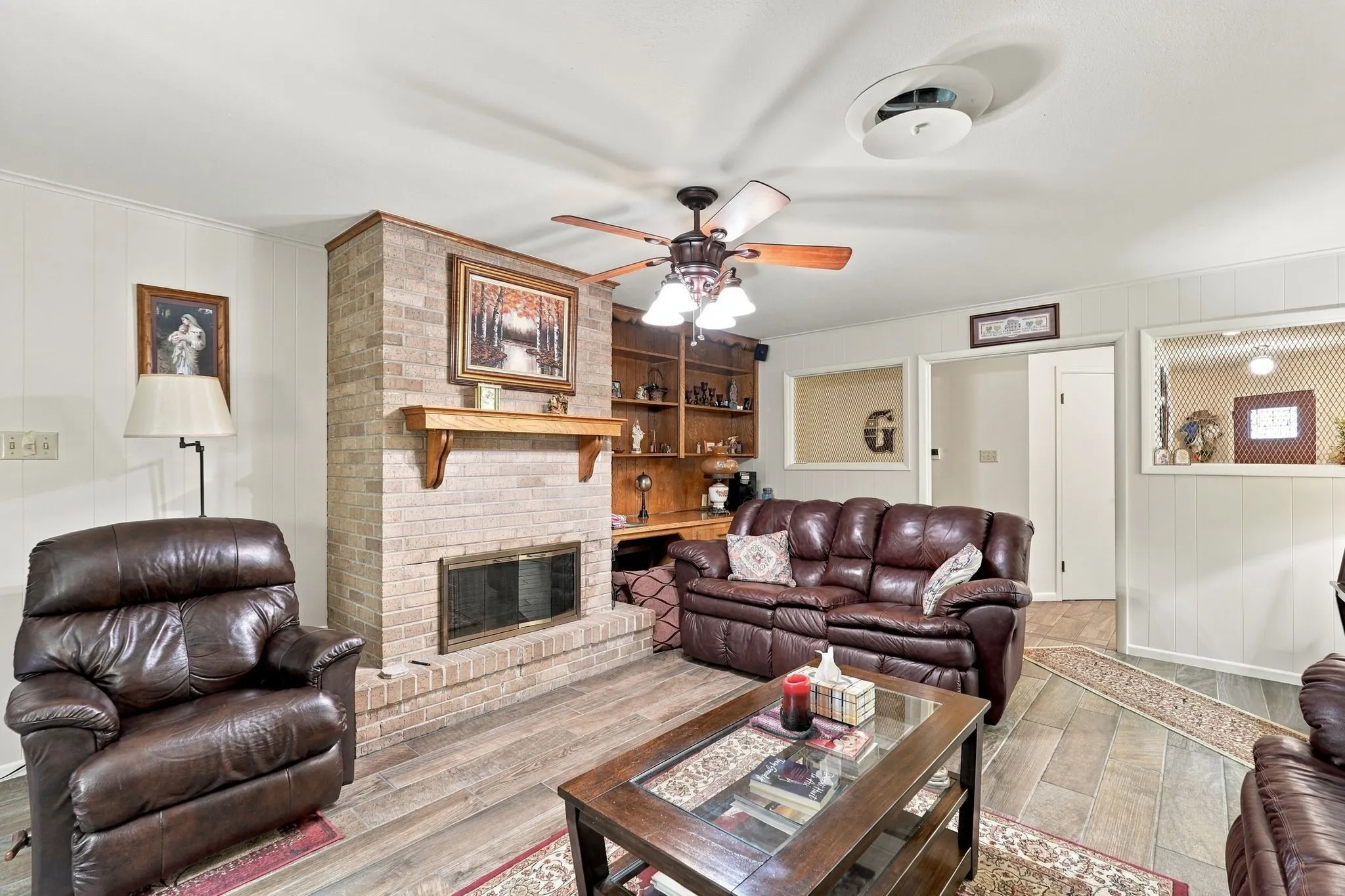 Single Family Residence For Sale in Taylor County , 4333 Caprock Road, Abilene, Texas 79606, 4 Bedroom, 2 Bathroom, 2 Garage spaces, 2,737 Sqft, built in 1966, mls#21400427, Real Estate Agent in Abilene, Homes For Sale in Taylor county, Homes For Sale in Abilene, Realtor in Abilene Texas, Real Estate Brokerage Independent Realty Texas, Luminita Cordes Realtor