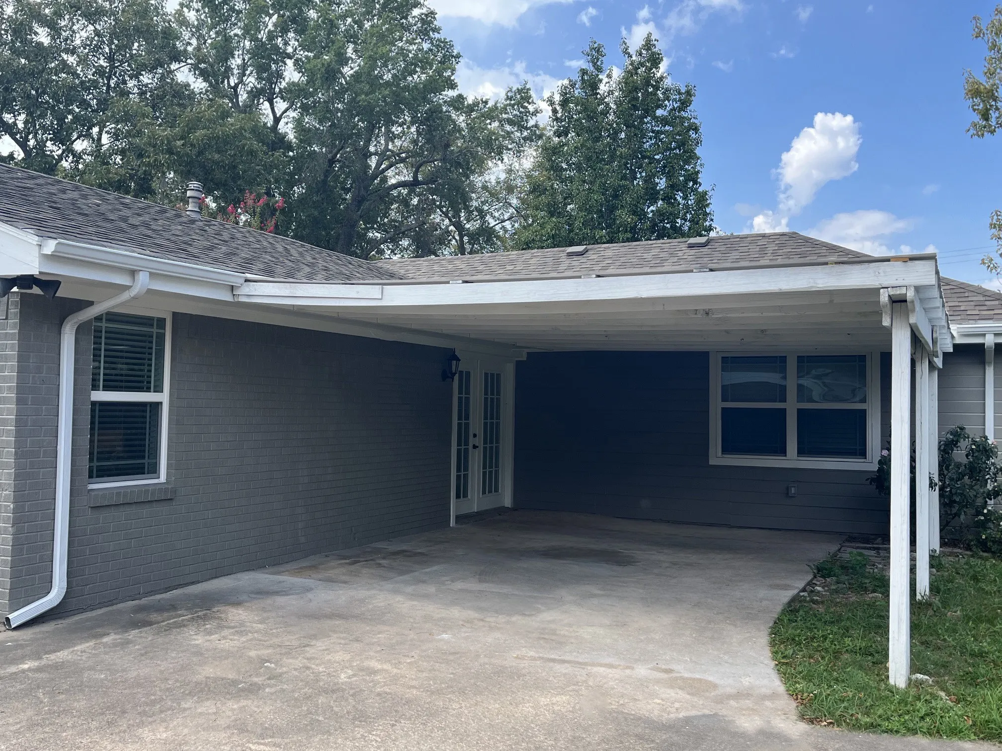 Single Family Residence For Sale in Lamar County , 615 E Fairview Street, Blossom, Texas 75416, 3 Bedroom, 2 Bathroom, Garage spaces, 1,644 Sqft, built in 0, mls#21401164, Real Estate Agent in Blossom, Homes For Sale in Lamar county, Homes For Sale in Blossom, Realtor in Blossom Texas, Real Estate Brokerage Independent Realty Texas, Luminita Cordes Realtor